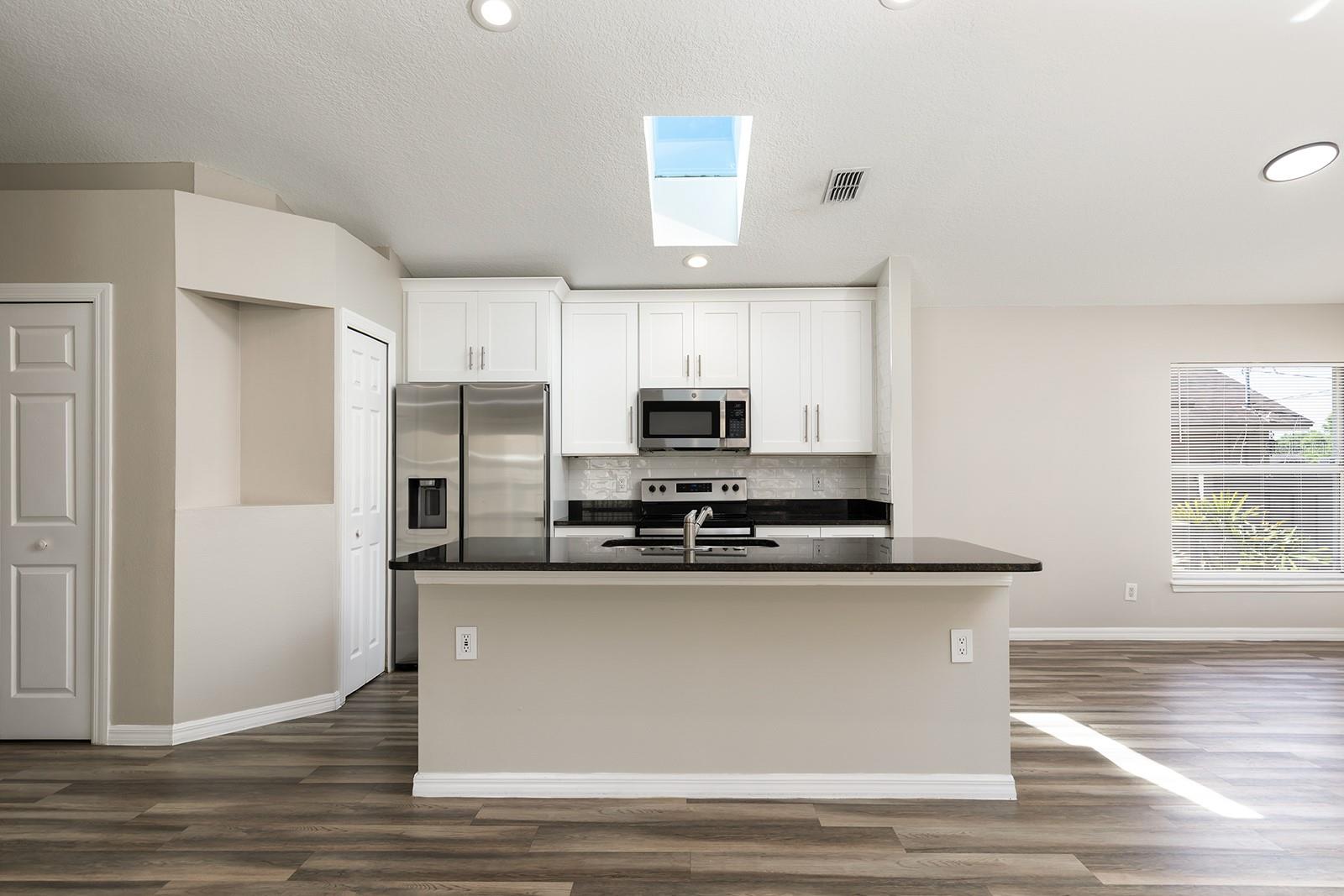 1637 N LAKEWOOD AVE, OCOEE, FL, 34761