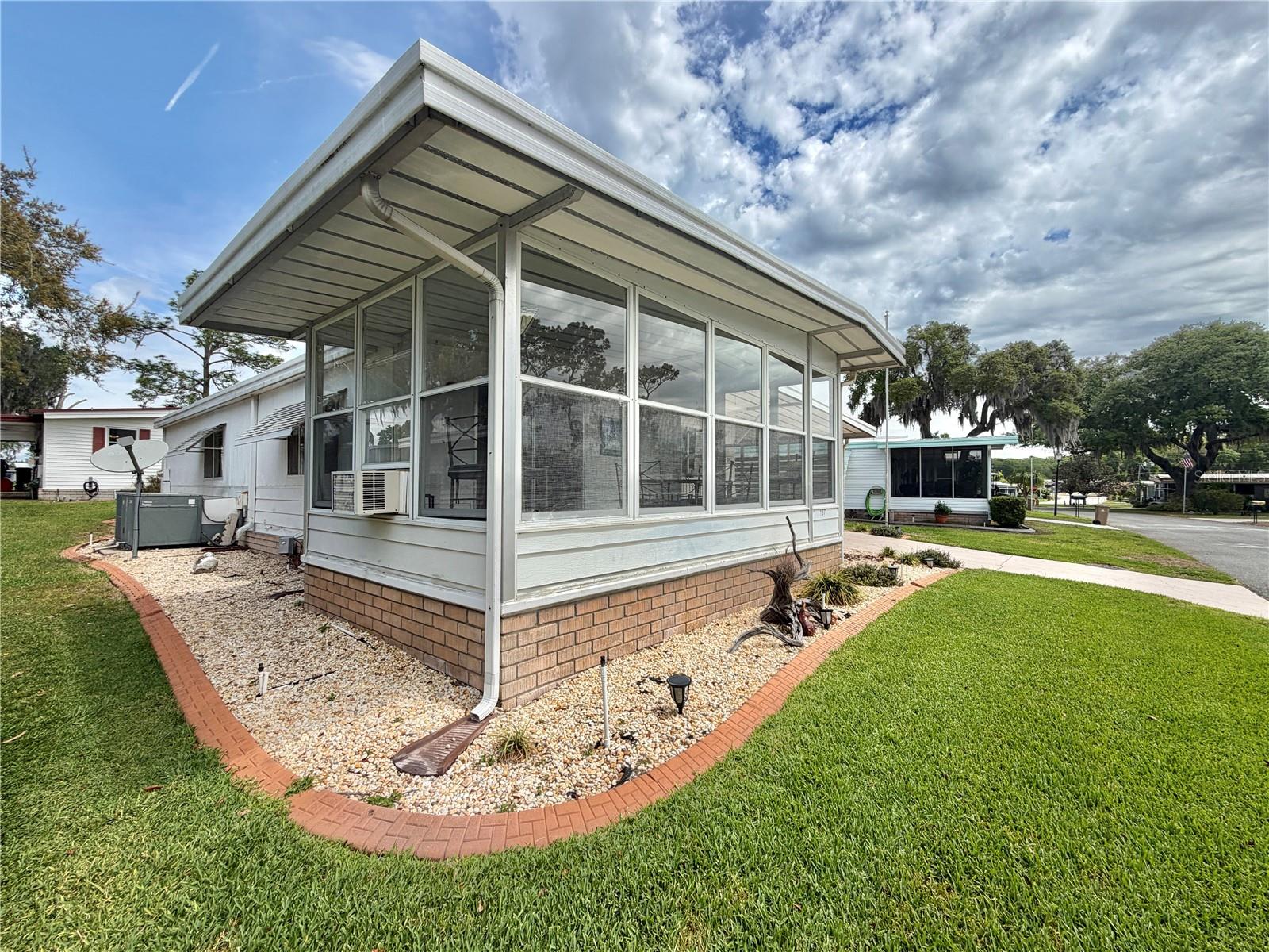 187 JACARANDA DR, LEESBURG, FL, 34748