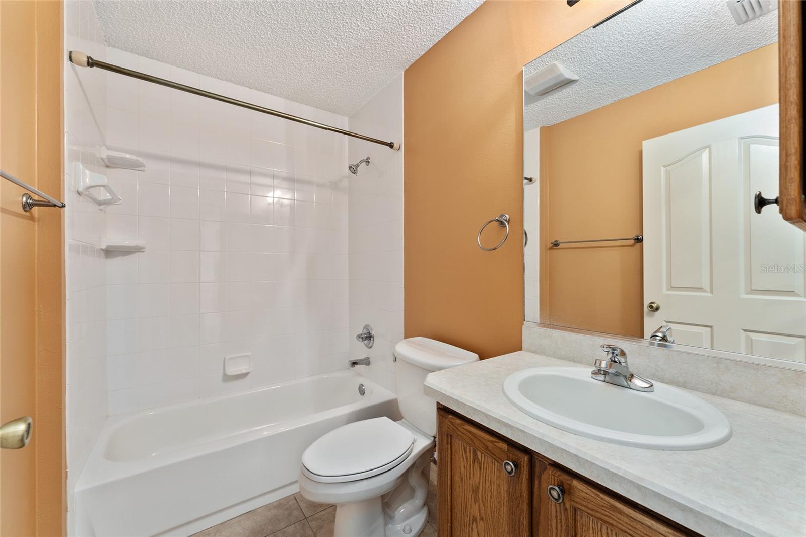 1205 BOWER LN, LADY LAKE, FL, 32159