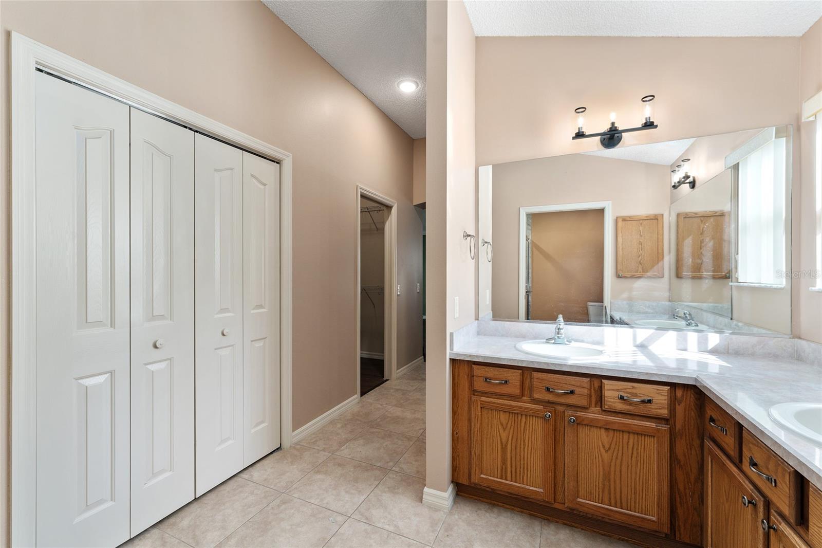 1205 BOWER LN, LADY LAKE, FL, 32159