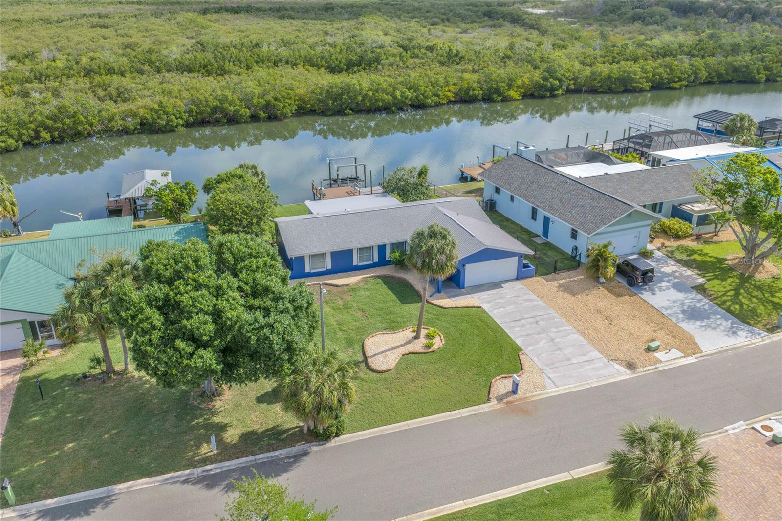 911 SILVER PALM WAY, APOLLO BEACH, FL, 33572