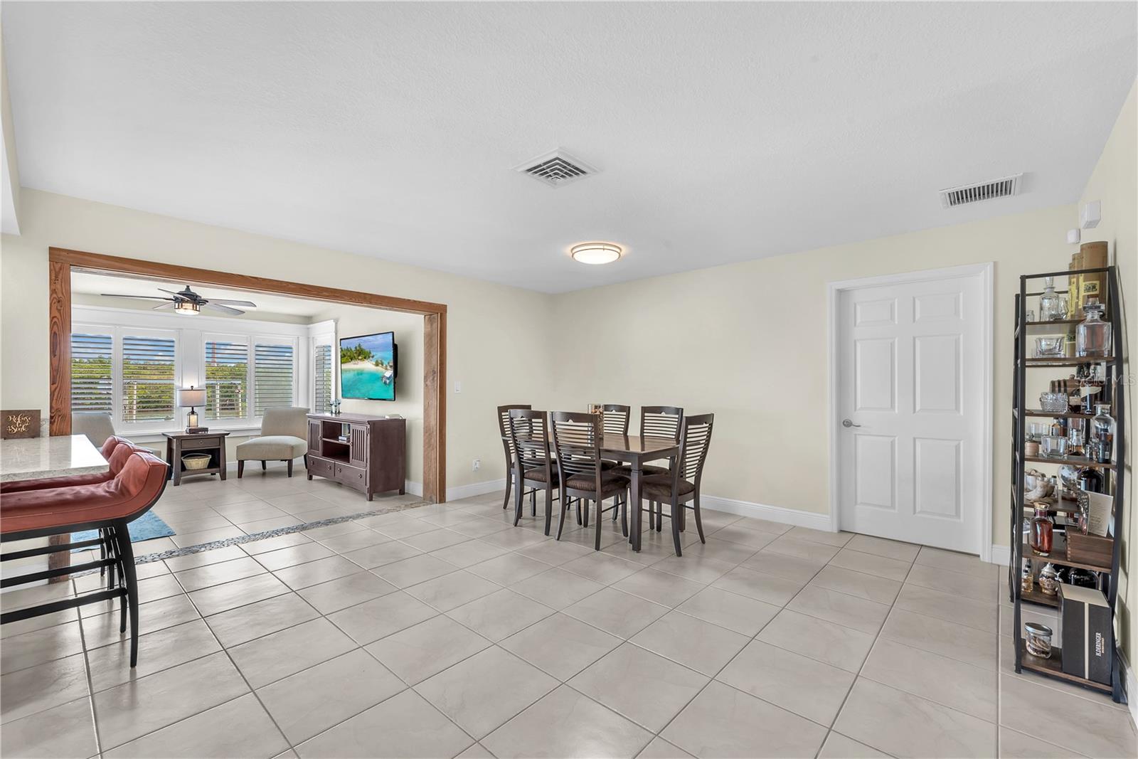 911 SILVER PALM WAY, APOLLO BEACH, FL, 33572