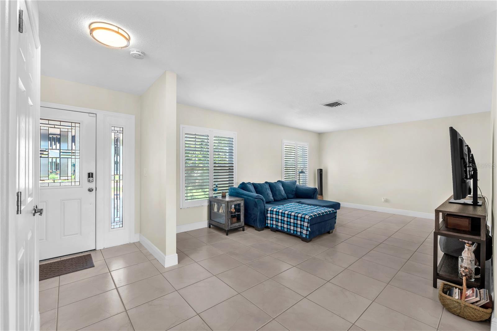 911 SILVER PALM WAY, APOLLO BEACH, FL, 33572