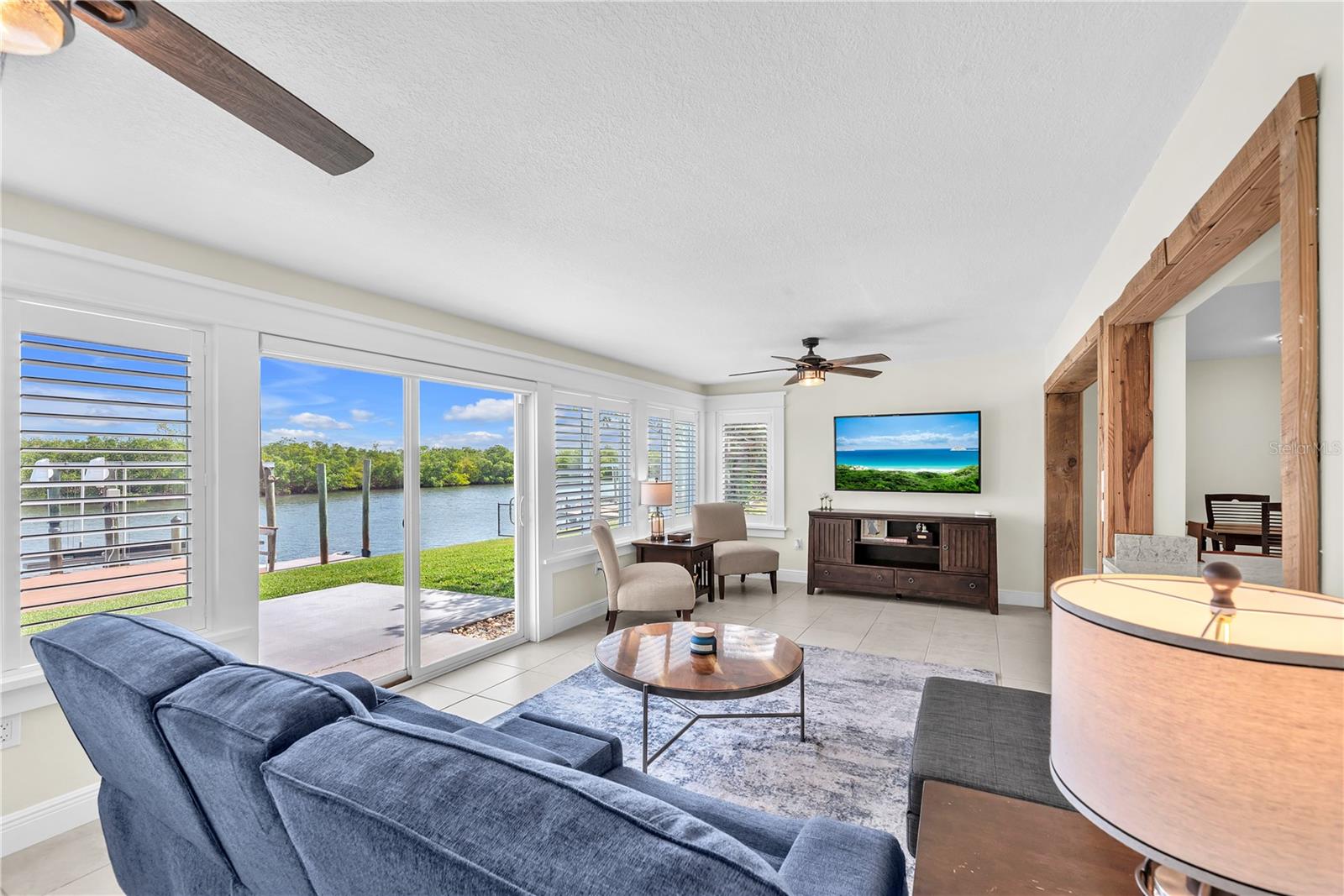 911 SILVER PALM WAY, APOLLO BEACH, FL, 33572