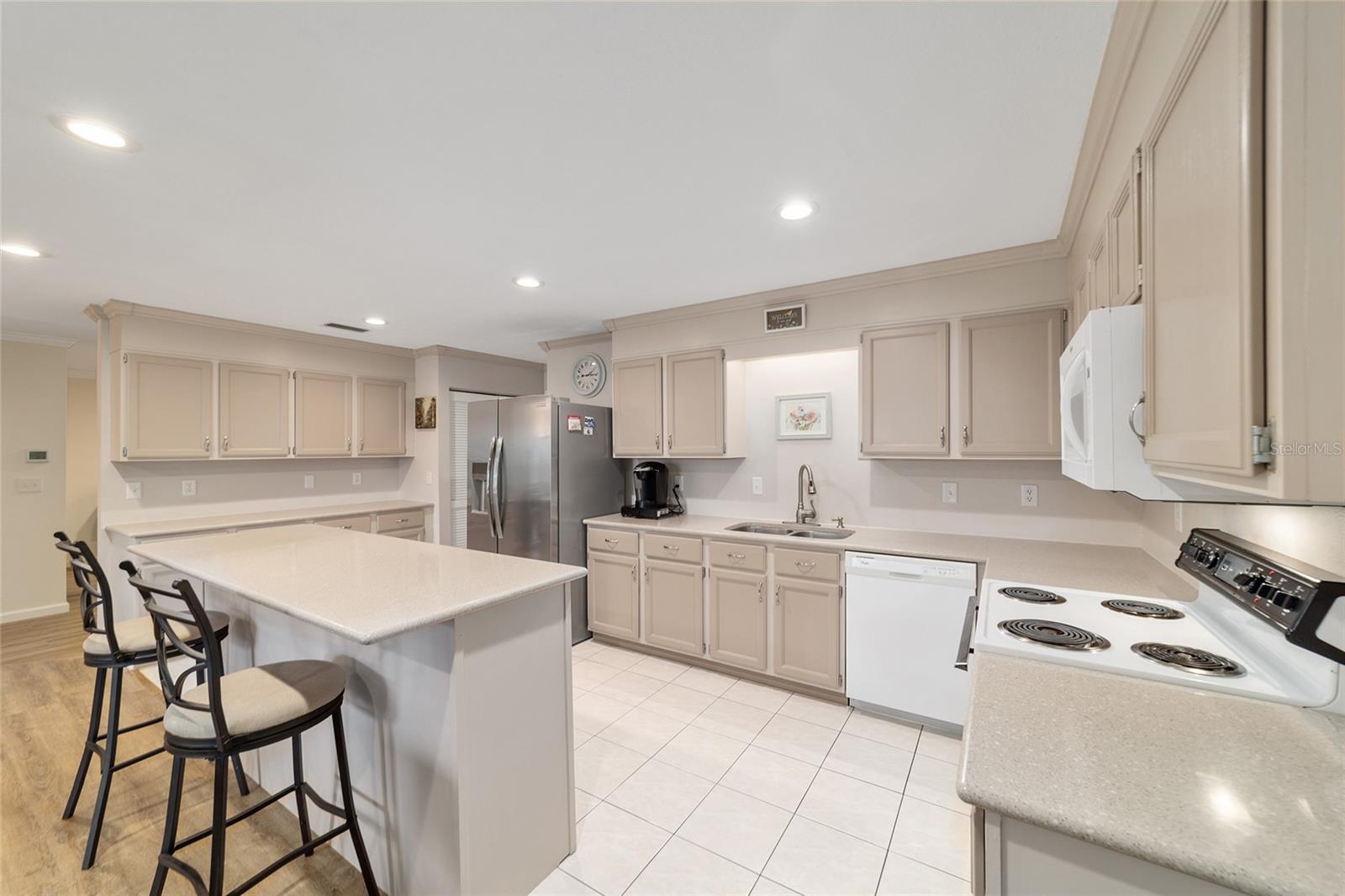 9240 SW 90TH CT #B, OCALA, FL, 34481