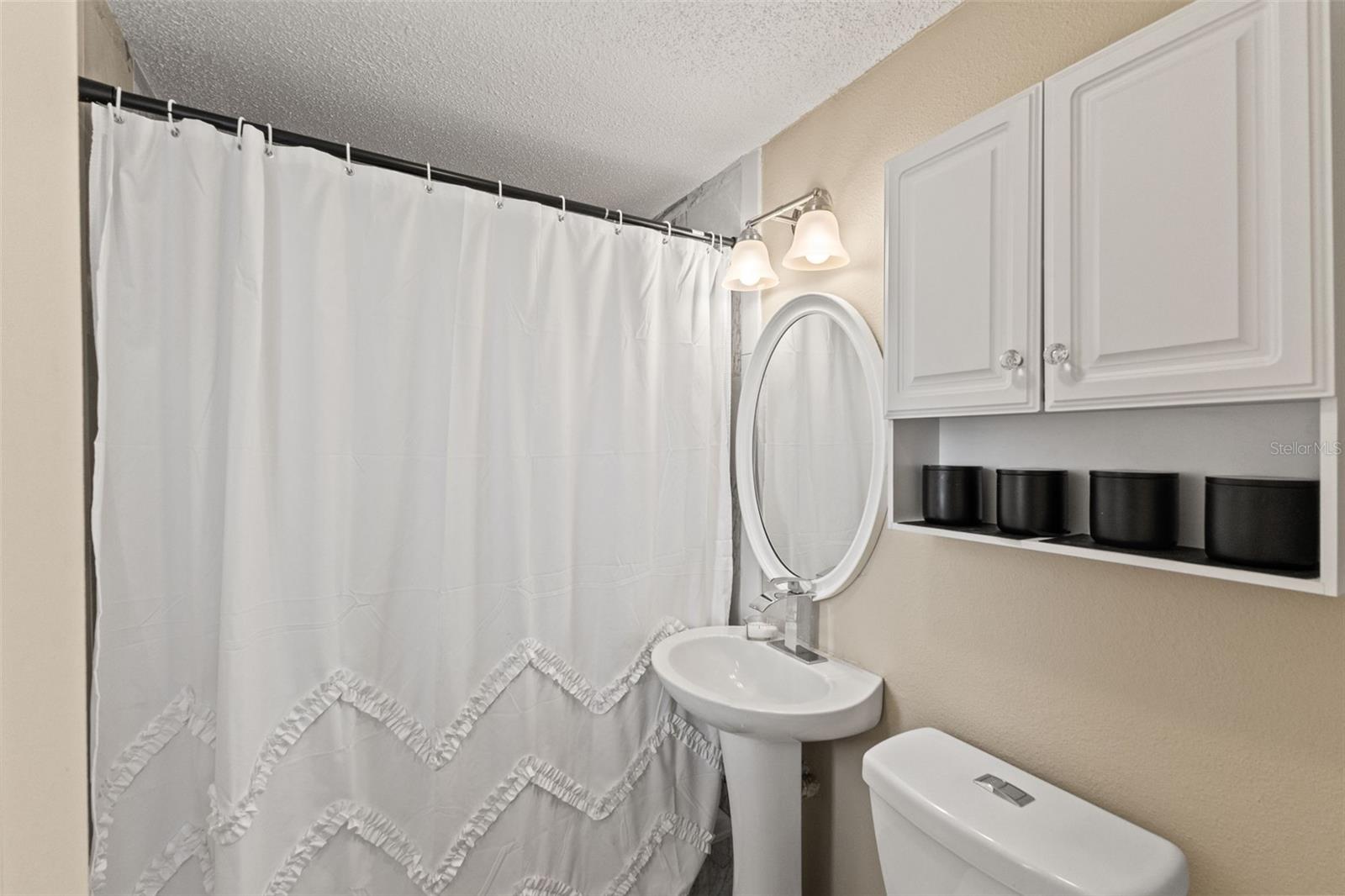 7901 N PACKWOOD AVE, TAMPA, FL, 33604