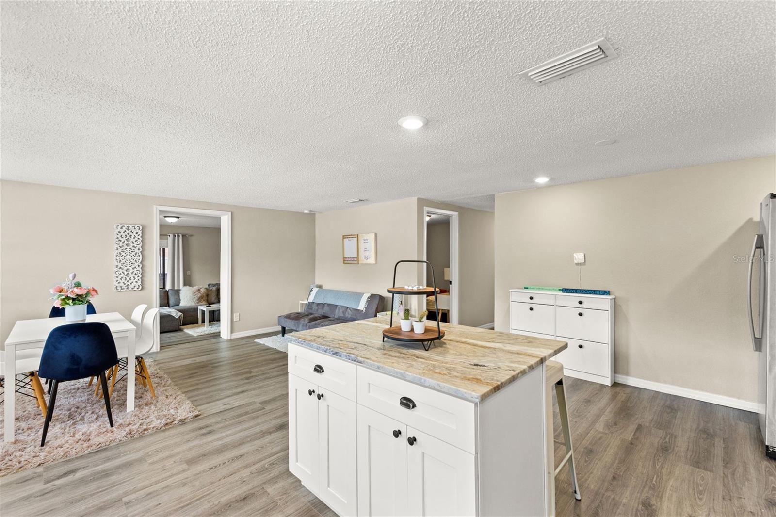 7901 N PACKWOOD AVE, TAMPA, FL, 33604