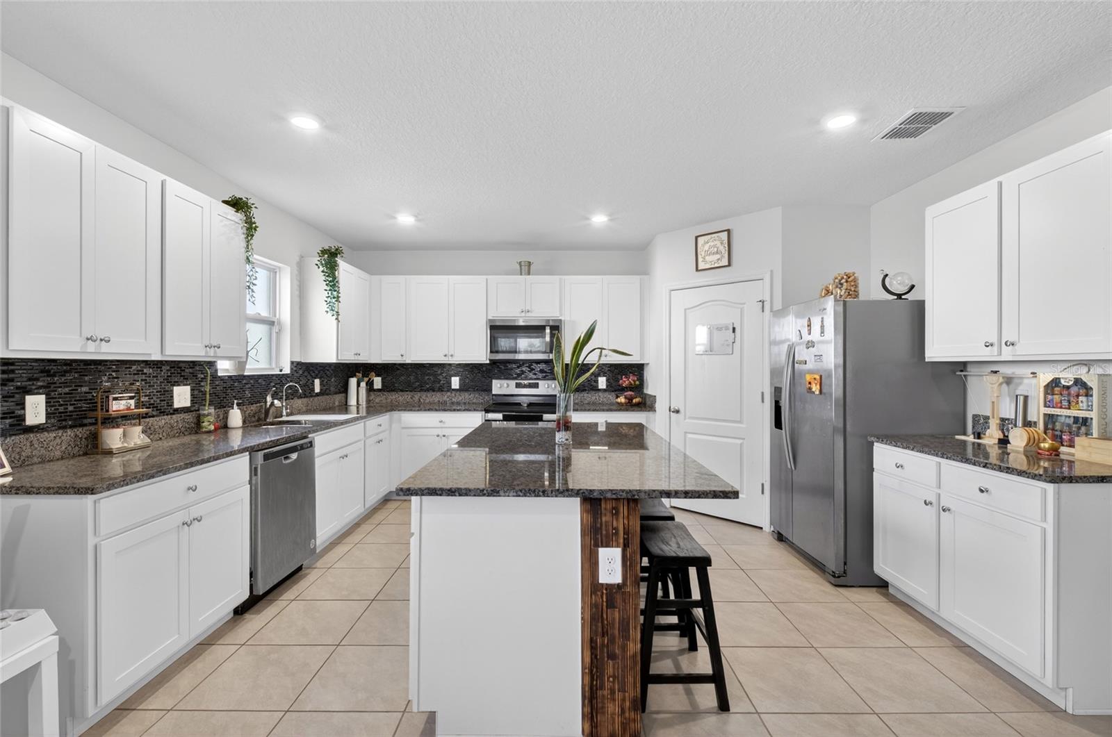 9649 BLACK WALNUT DR, CLERMONT, FL, 34715