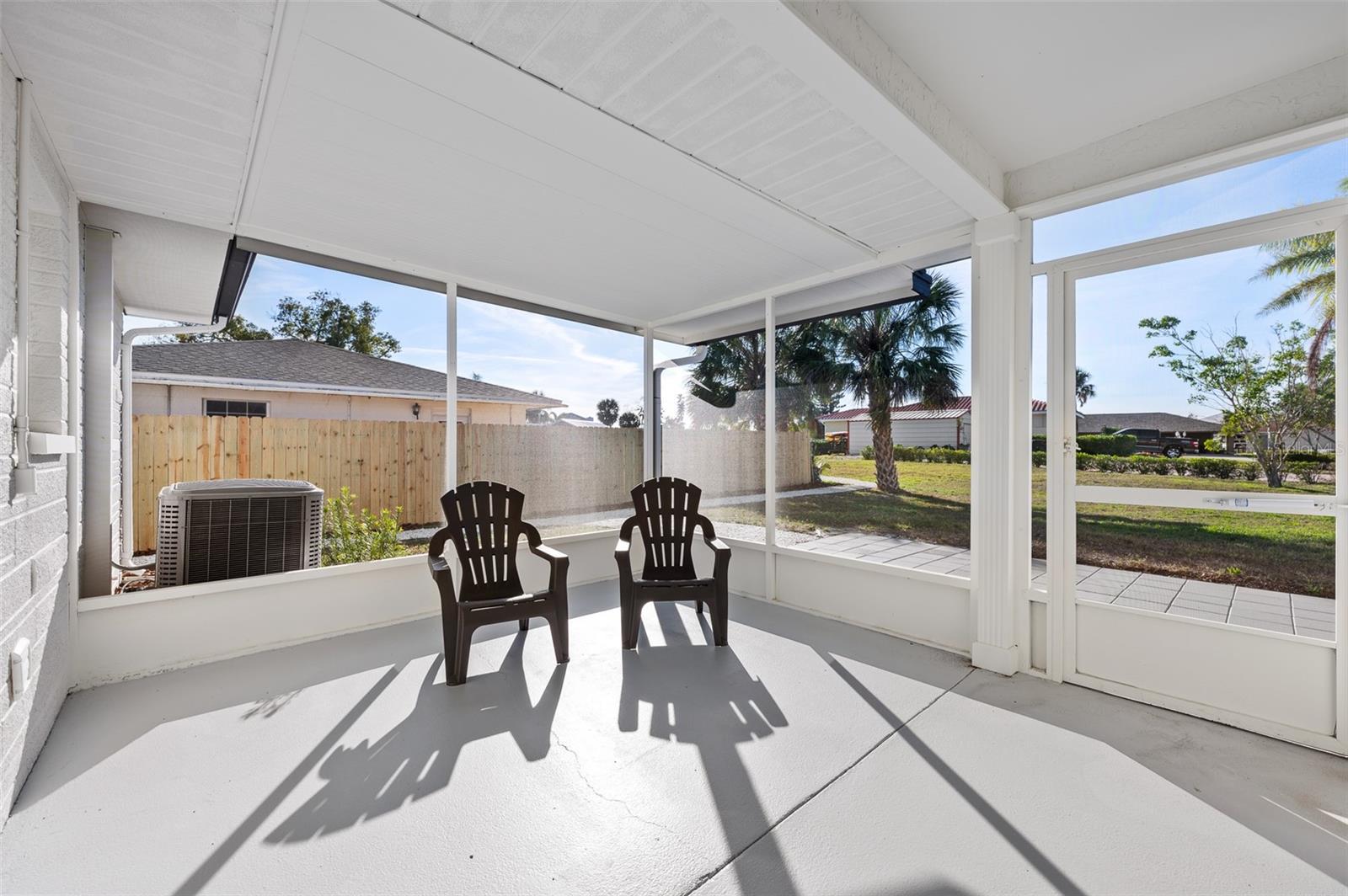105 12TH ST SW, RUSKIN, FL, 33570