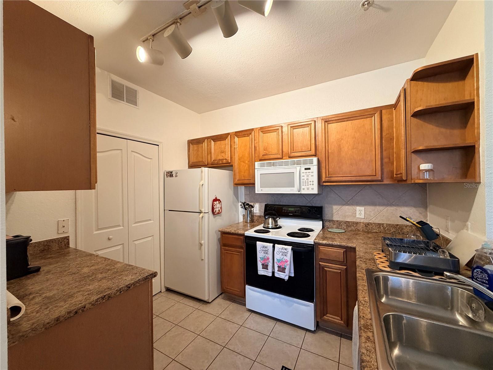 6153 METROWEST BLVD #104, ORLANDO, FL, 32835