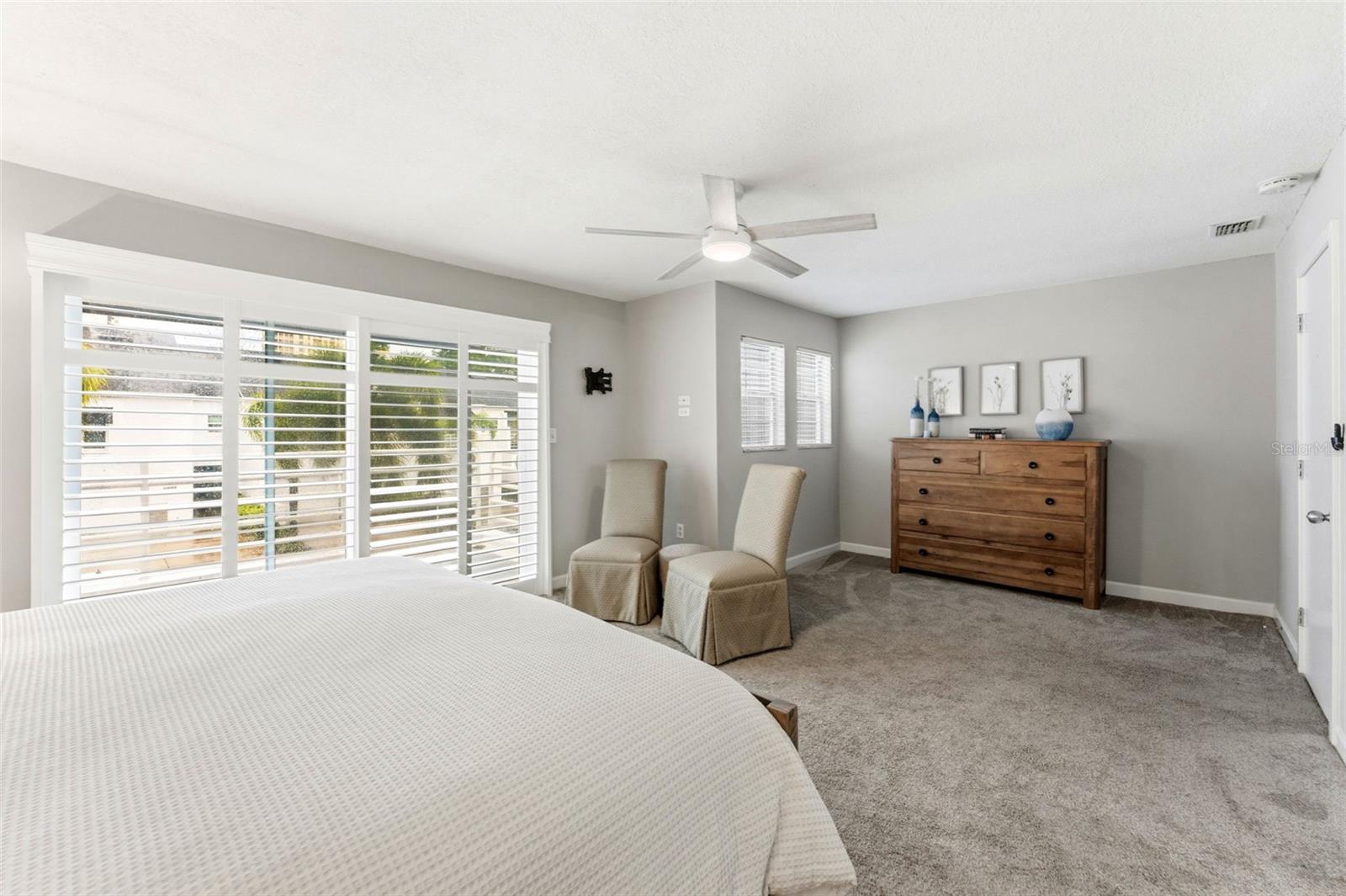 2979 W KNIGHTS AVE, TAMPA, FL, 33611
