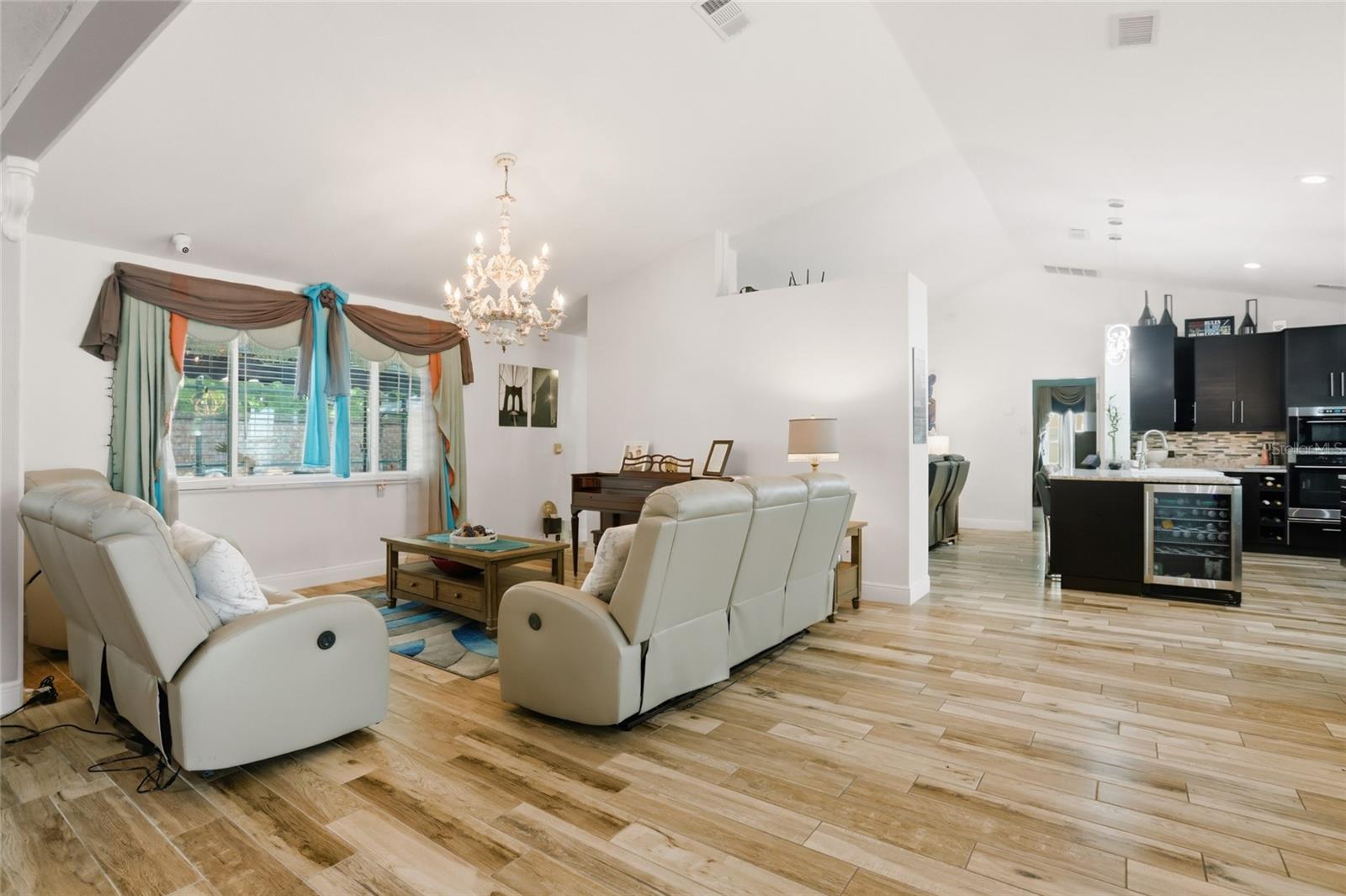 3185 TIMUCUA CIR, ORLANDO, FL, 32837