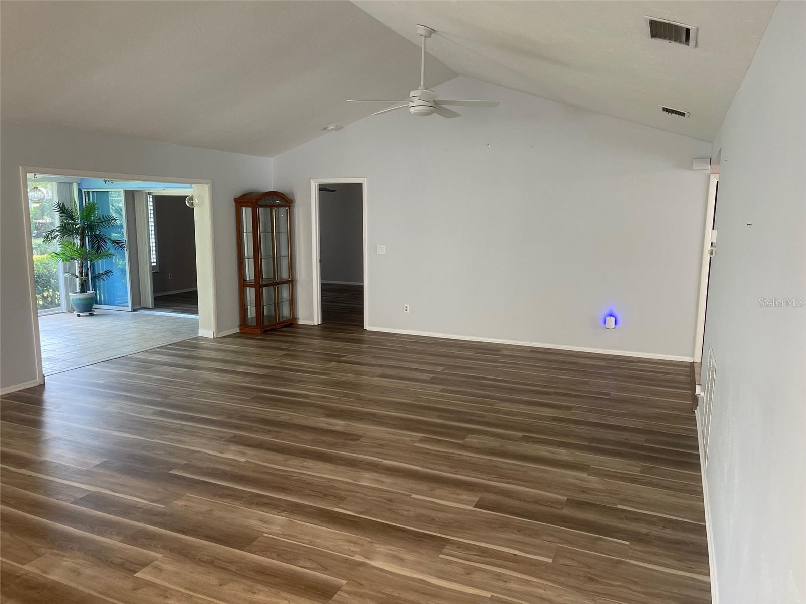 7287 ELEANOR CIR #15, SARASOTA, FL, 34243