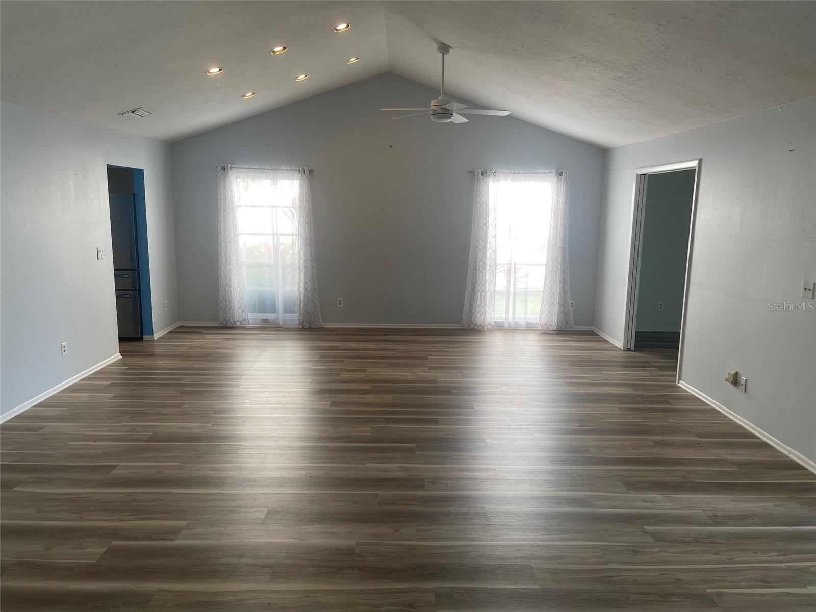 7287 ELEANOR CIR #15, SARASOTA, FL, 34243