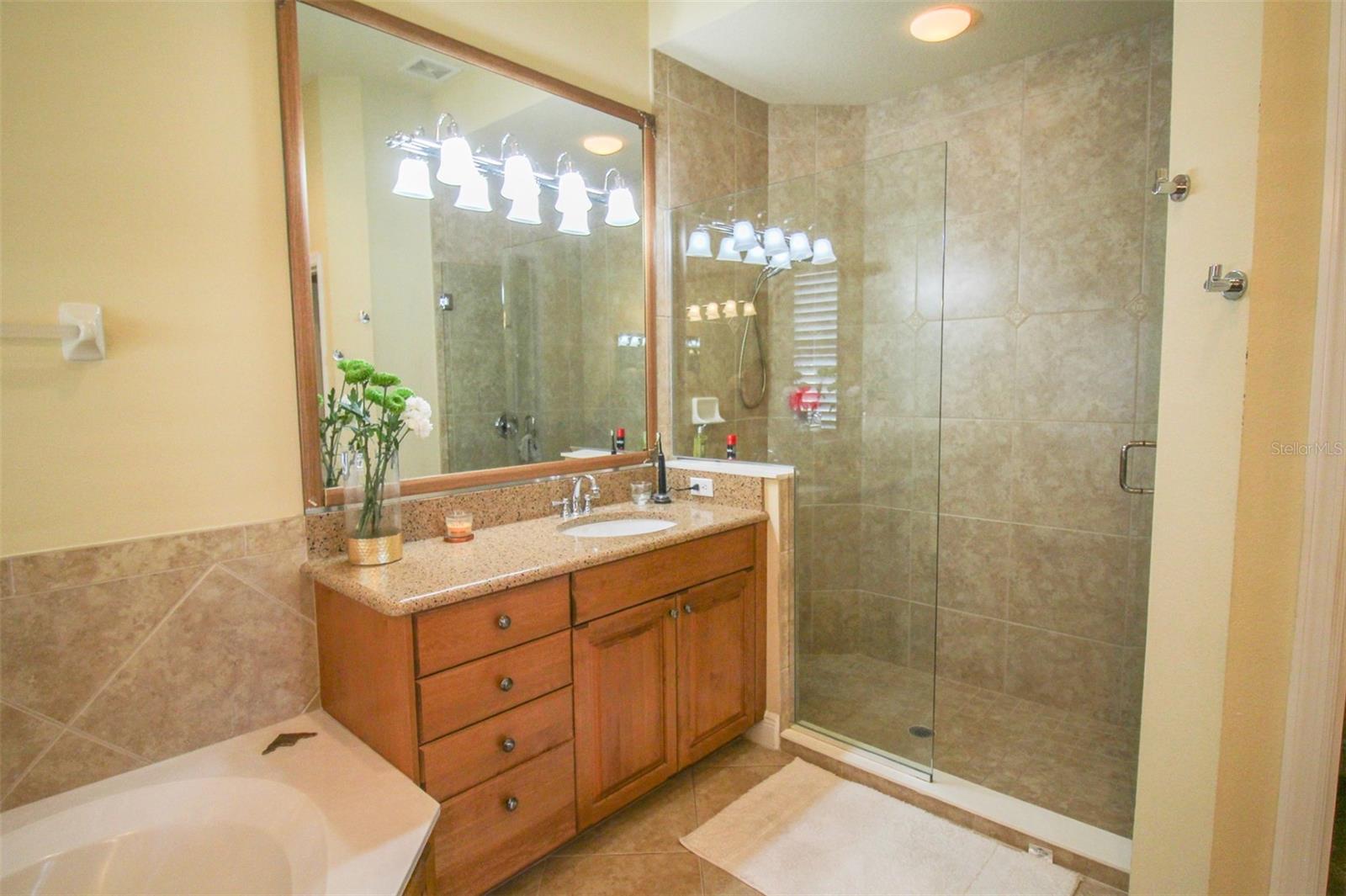 7236 PRESIDIO GLN, LAKEWOOD RANCH, FL, 34202