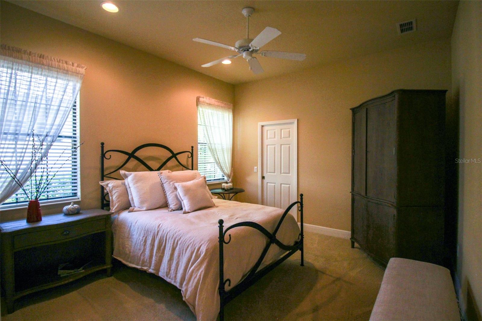 7236 PRESIDIO GLN, LAKEWOOD RANCH, FL, 34202