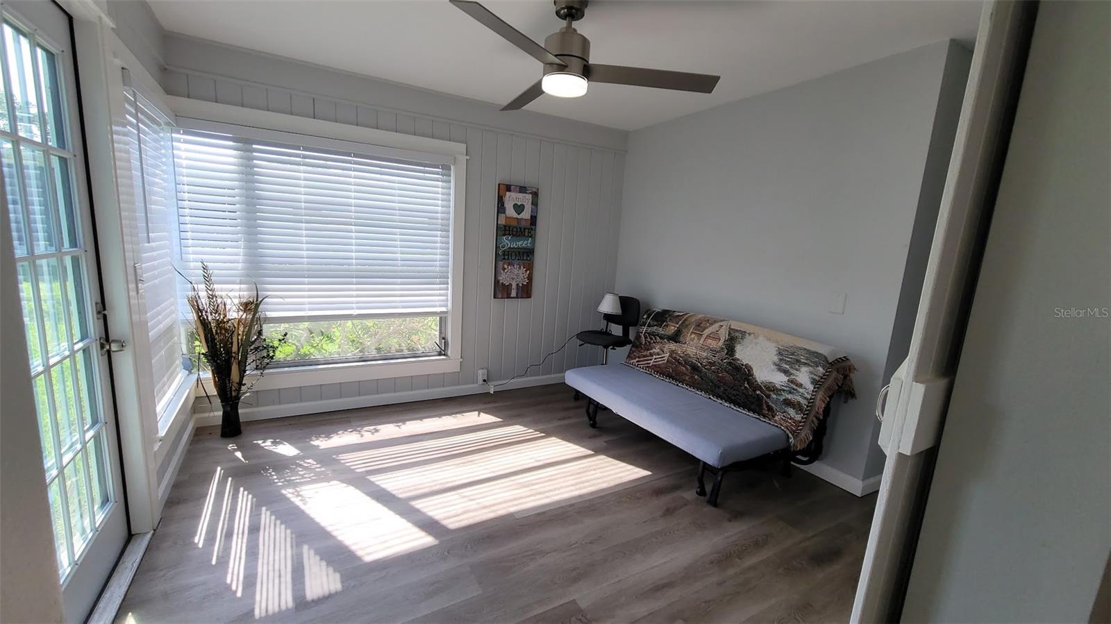 4470 MAINLANDS BLVD W, PINELLAS PARK, FL, 33782