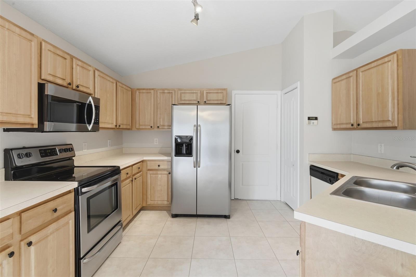38 VANNA CT, ORLANDO, FL, 32807
