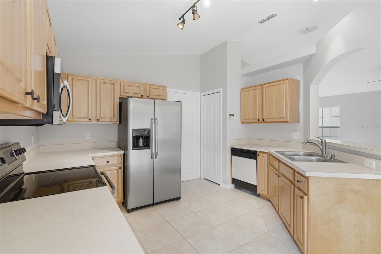 38 VANNA CT, ORLANDO, FL, 32807