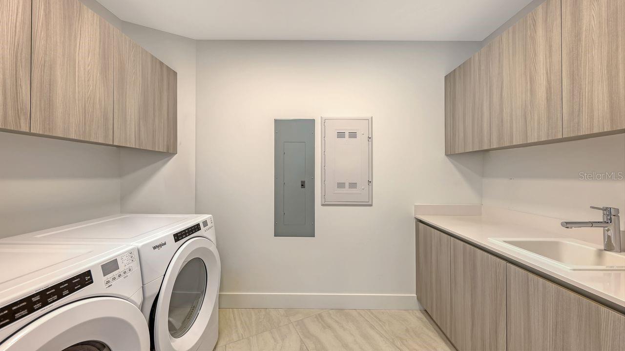 301 QUAY COMMONS #1210, SARASOTA, FL, 34236