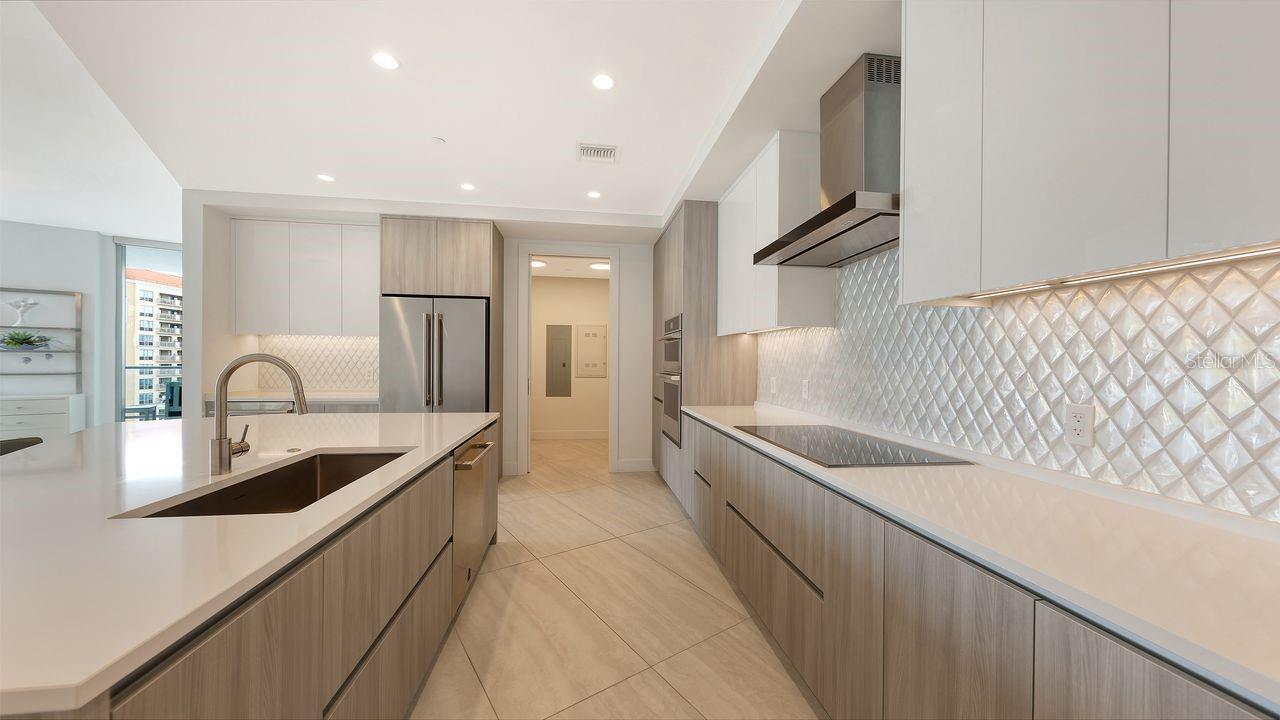 301 QUAY COMMONS #1210, SARASOTA, FL, 34236