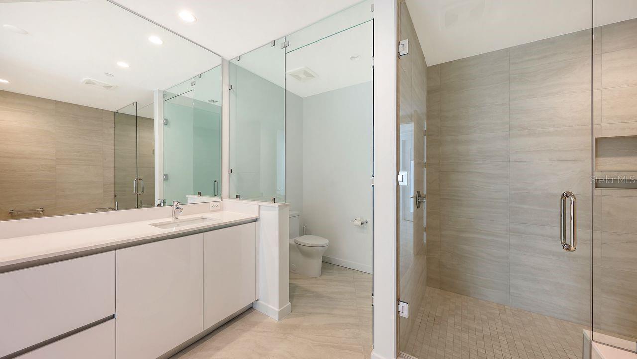 301 QUAY COMMONS #1210, SARASOTA, FL, 34236