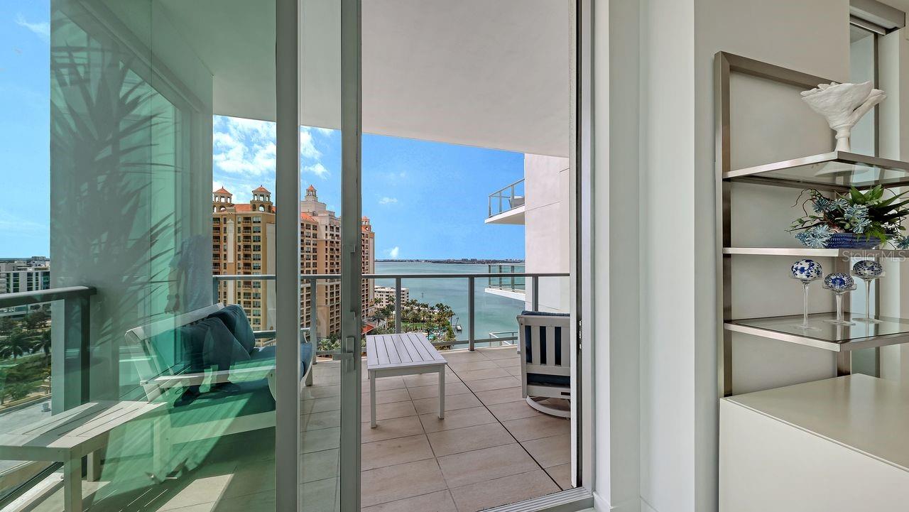 301 QUAY COMMONS #1210, SARASOTA, FL, 34236