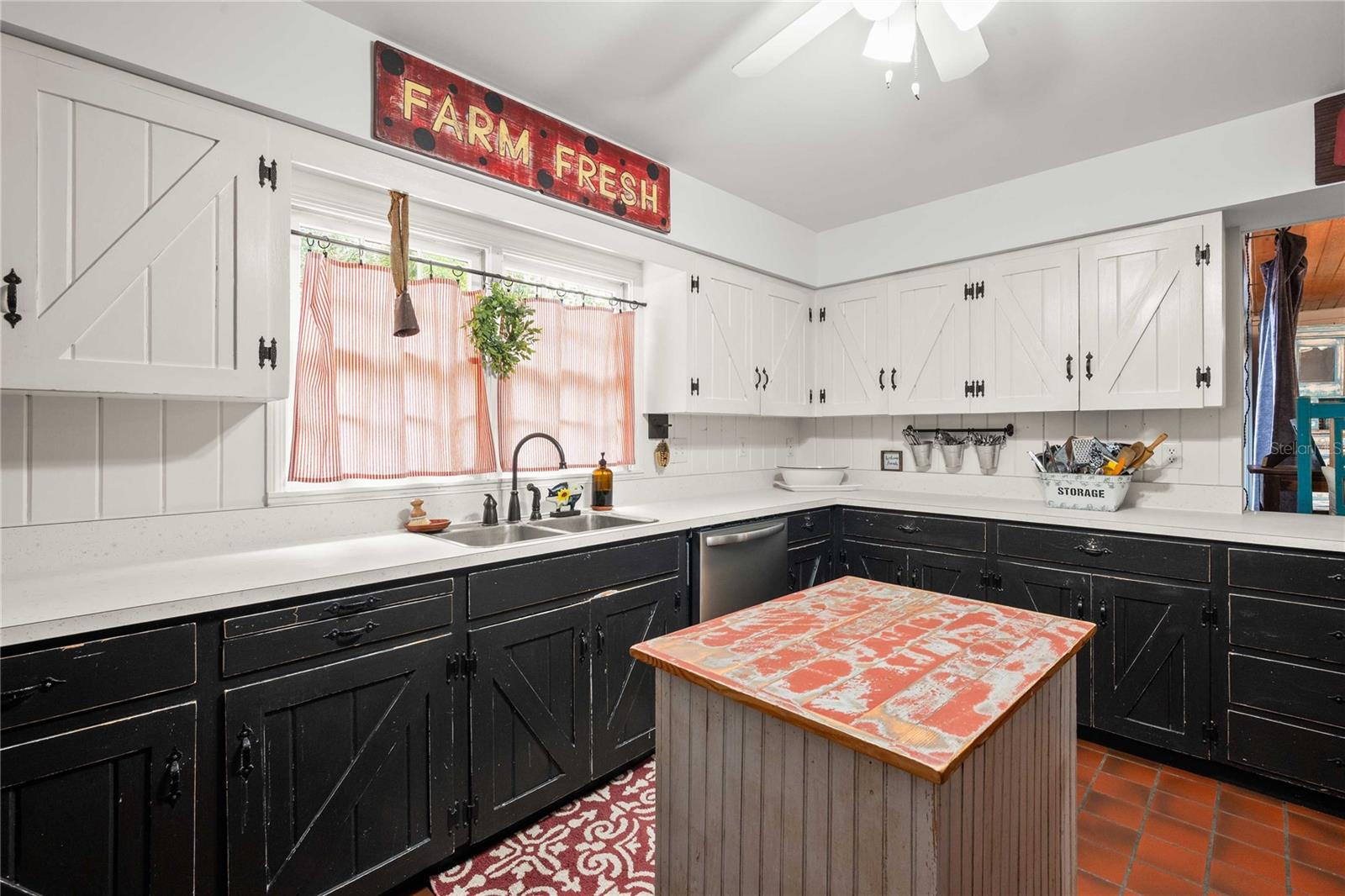 36733 VIRGINIA AVE, DADE CITY, FL, 33523