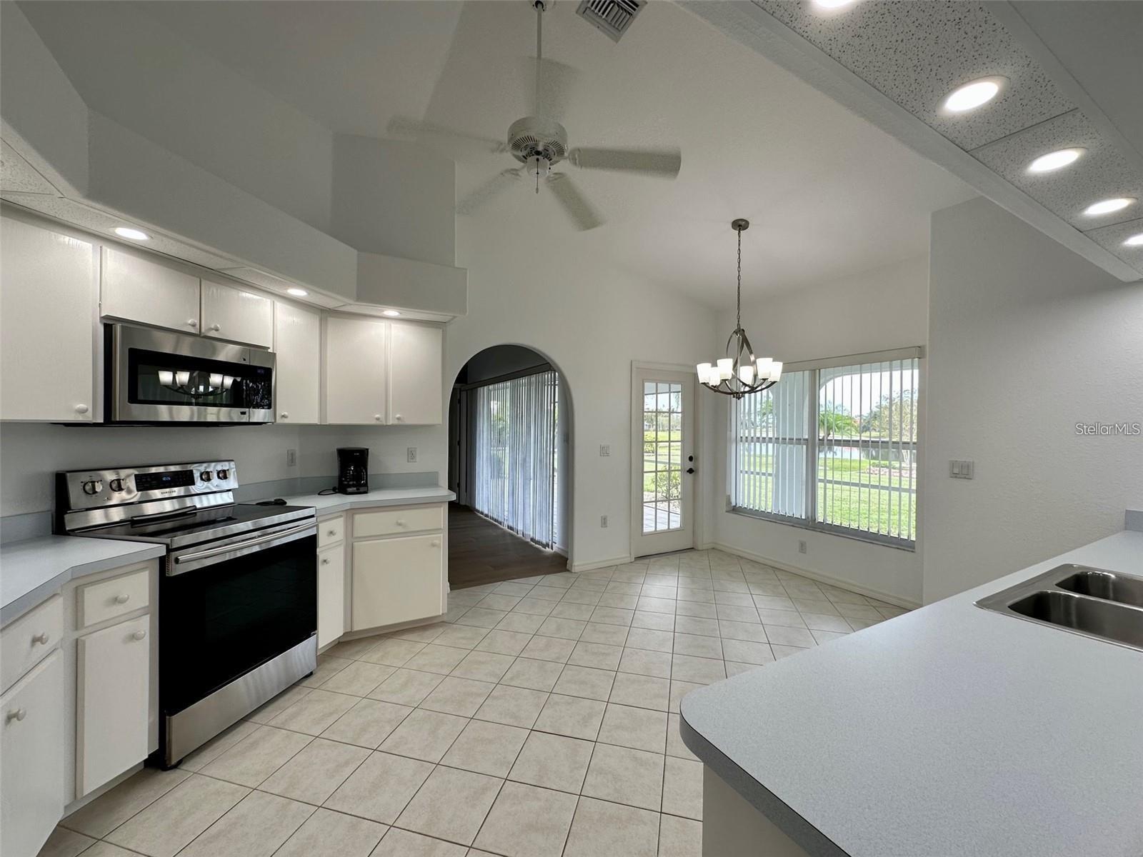 2169 ONONDAGA LN, PUNTA GORDA, FL, 33983