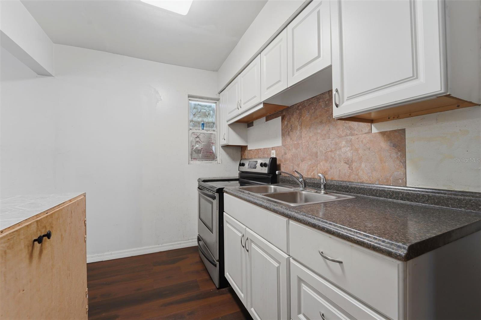 3235 EMERSON AVE S, ST PETERSBURG, FL, 33712