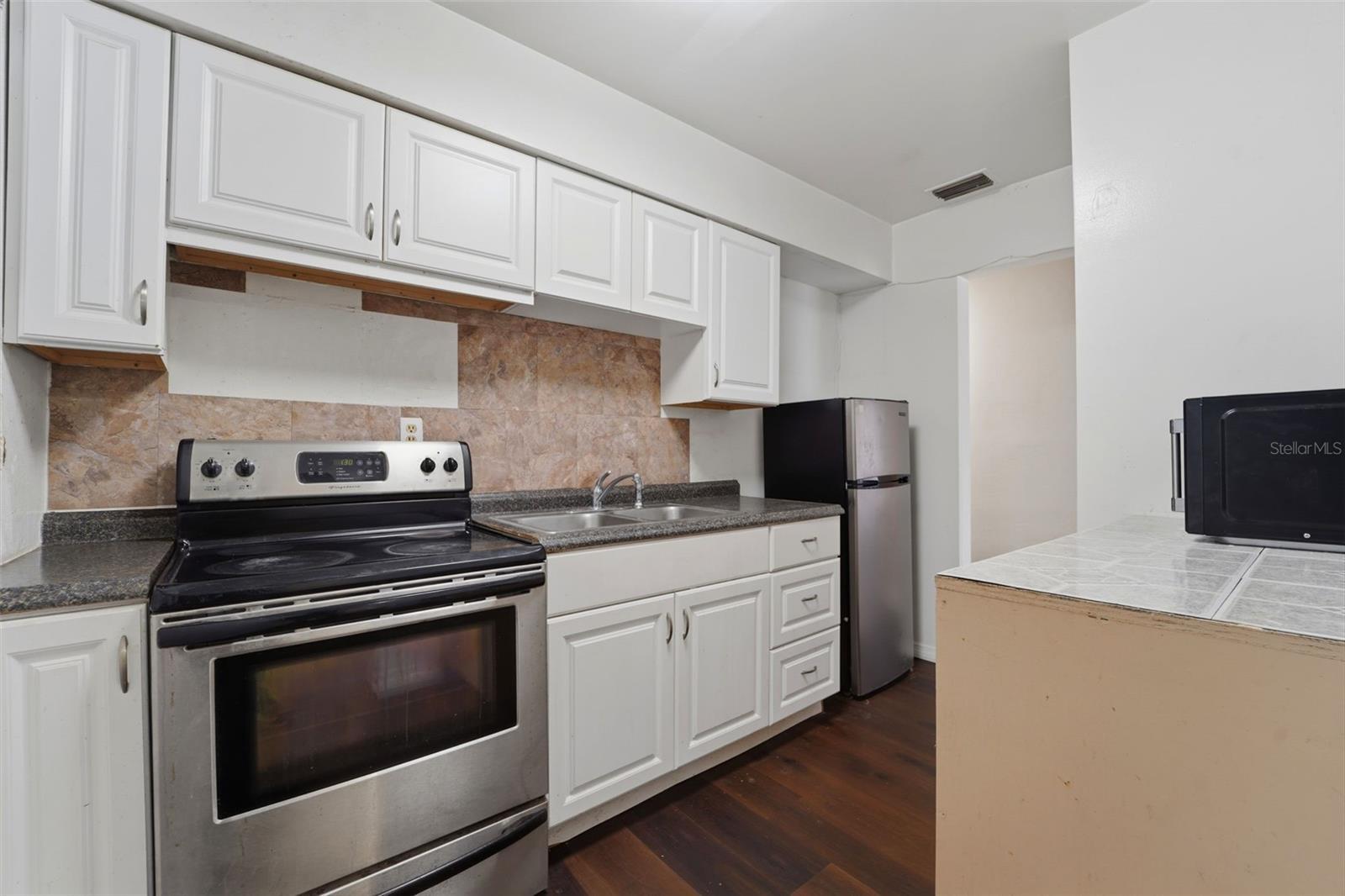 3235 EMERSON AVE S, ST PETERSBURG, FL, 33712
