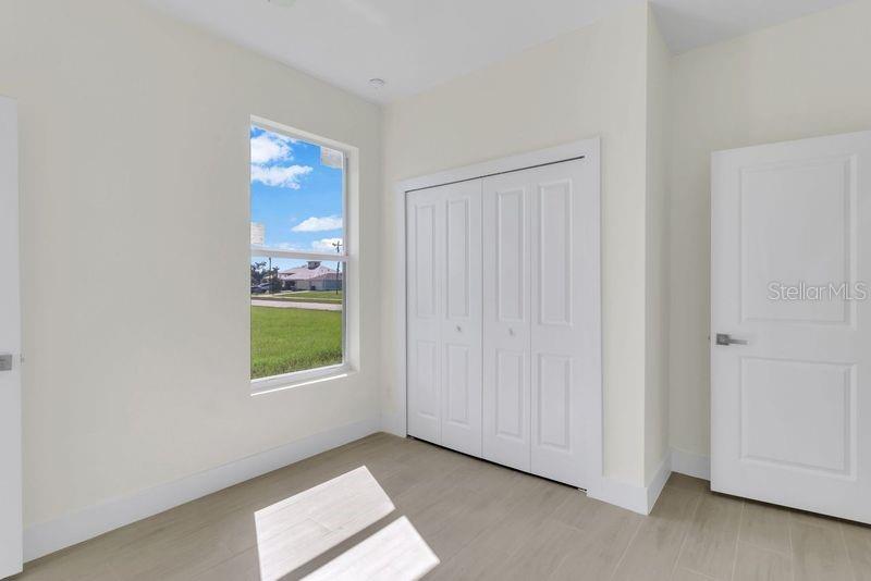 1831 EMBERS PKWY W, CAPE CORAL, FL, 33993