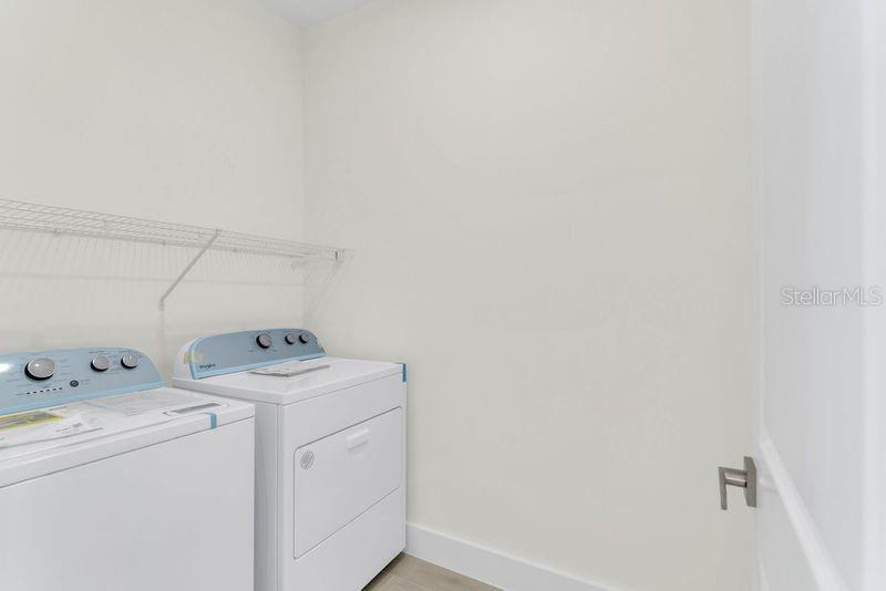 1831 EMBERS PKWY W, CAPE CORAL, FL, 33993