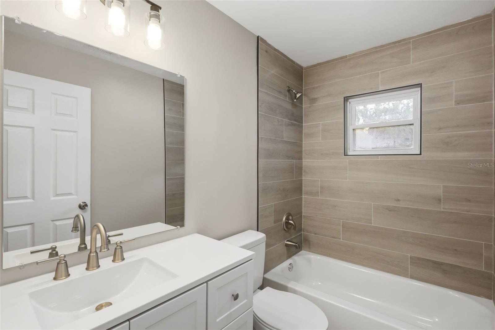 550 E MINNESOTA AVE, ORANGE CITY, FL, 32763