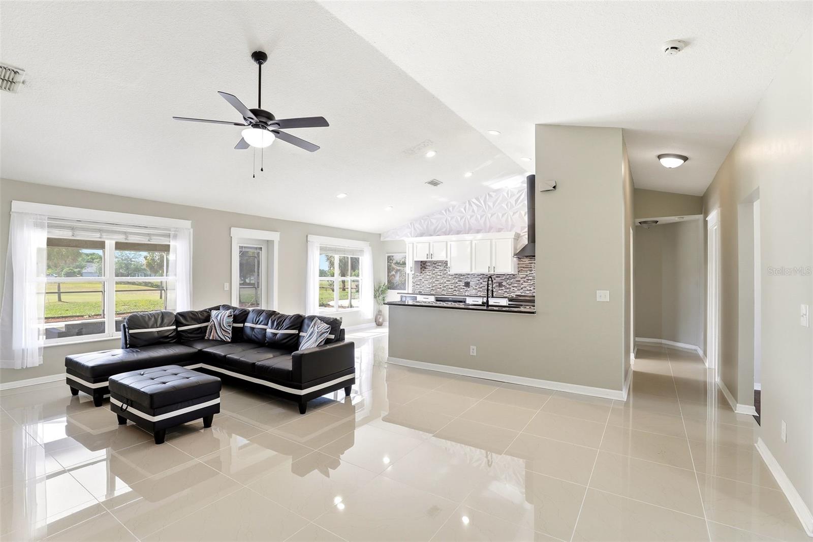 36725 OCONEE AVE #36725, EUSTIS, FL, 32736