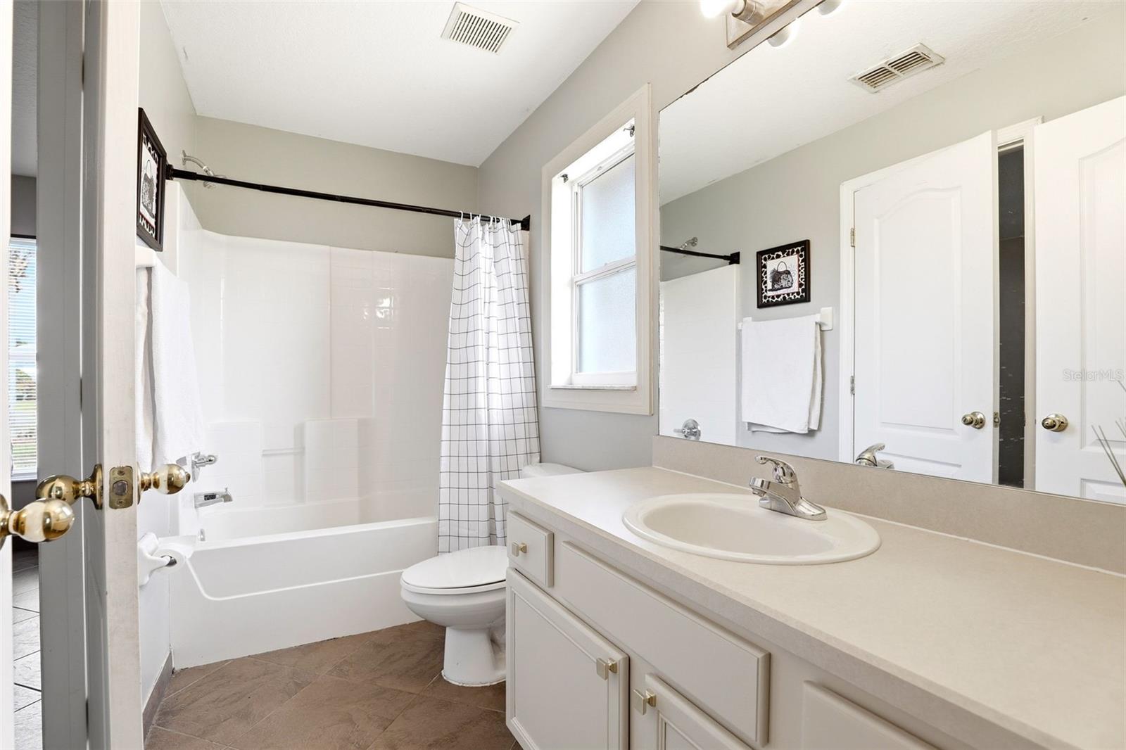 36725 OCONEE AVE #36725, EUSTIS, FL, 32736