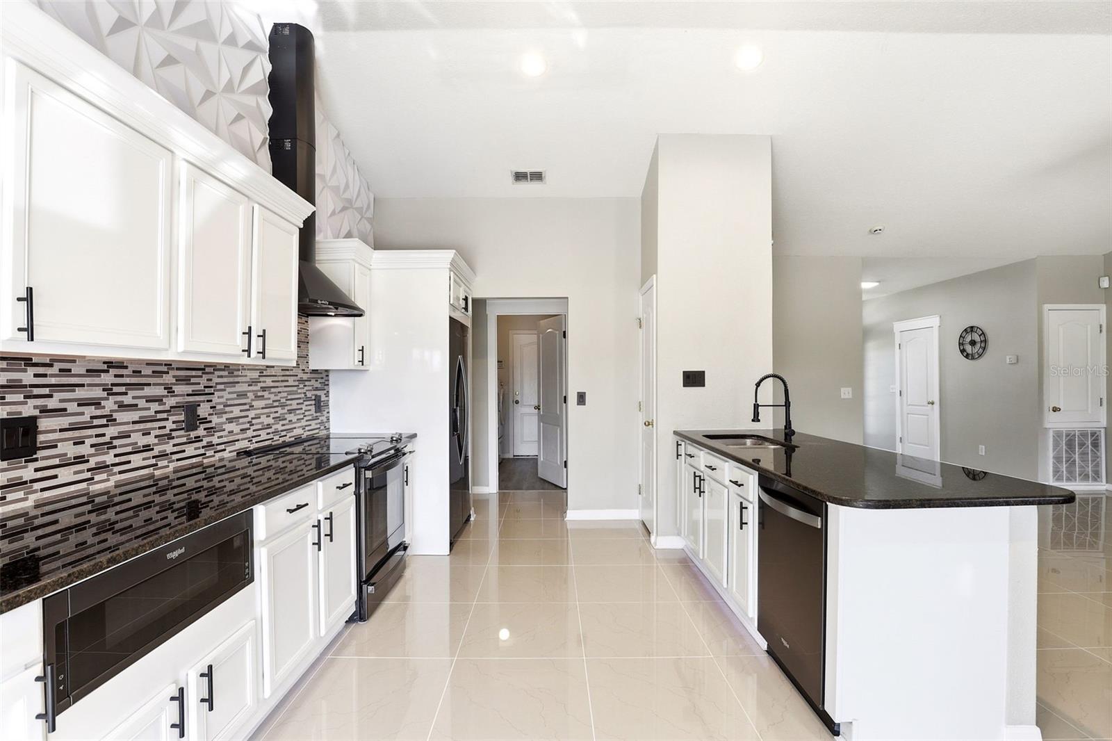 36725 OCONEE AVE #36725, EUSTIS, FL, 32736