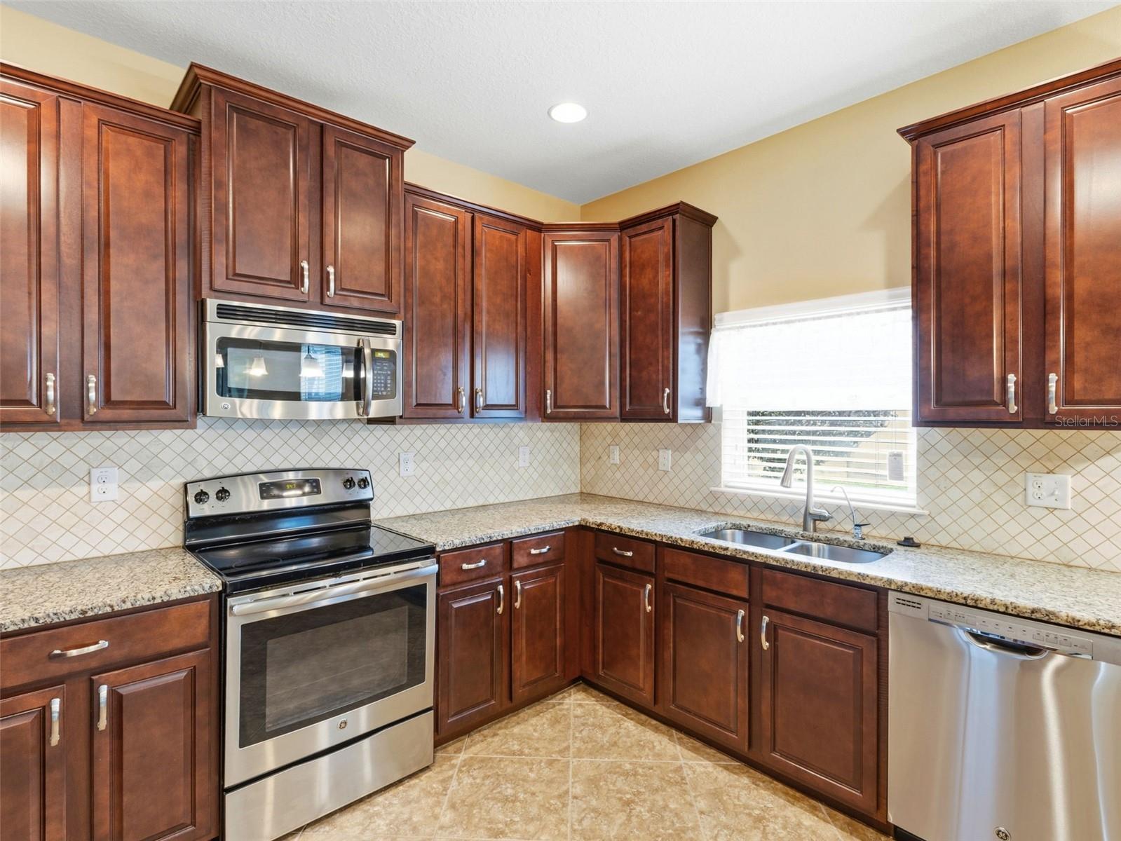 2499 CALVANO DR, LAND O LAKES, FL, 34639