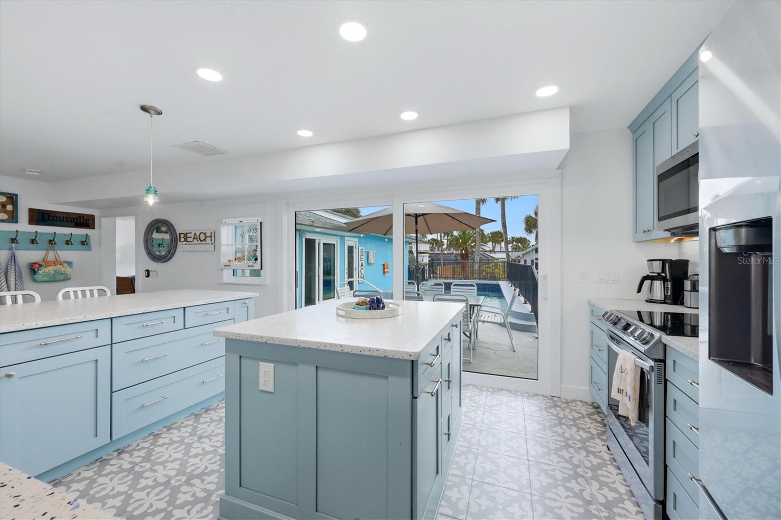 4074 N BEACH RD, ENGLEWOOD, FL, 34223