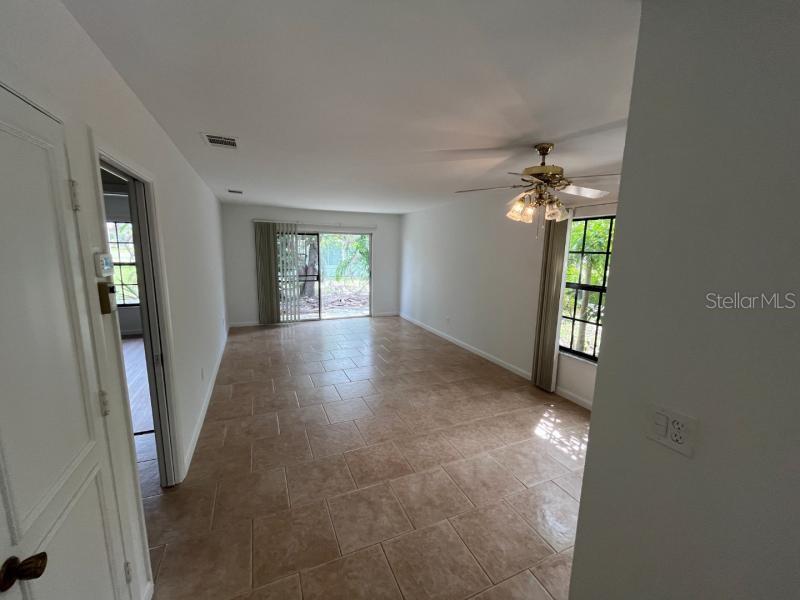 1438 SE LARKWOOD CIR, PORT ST LUCIE, FL, 34952
