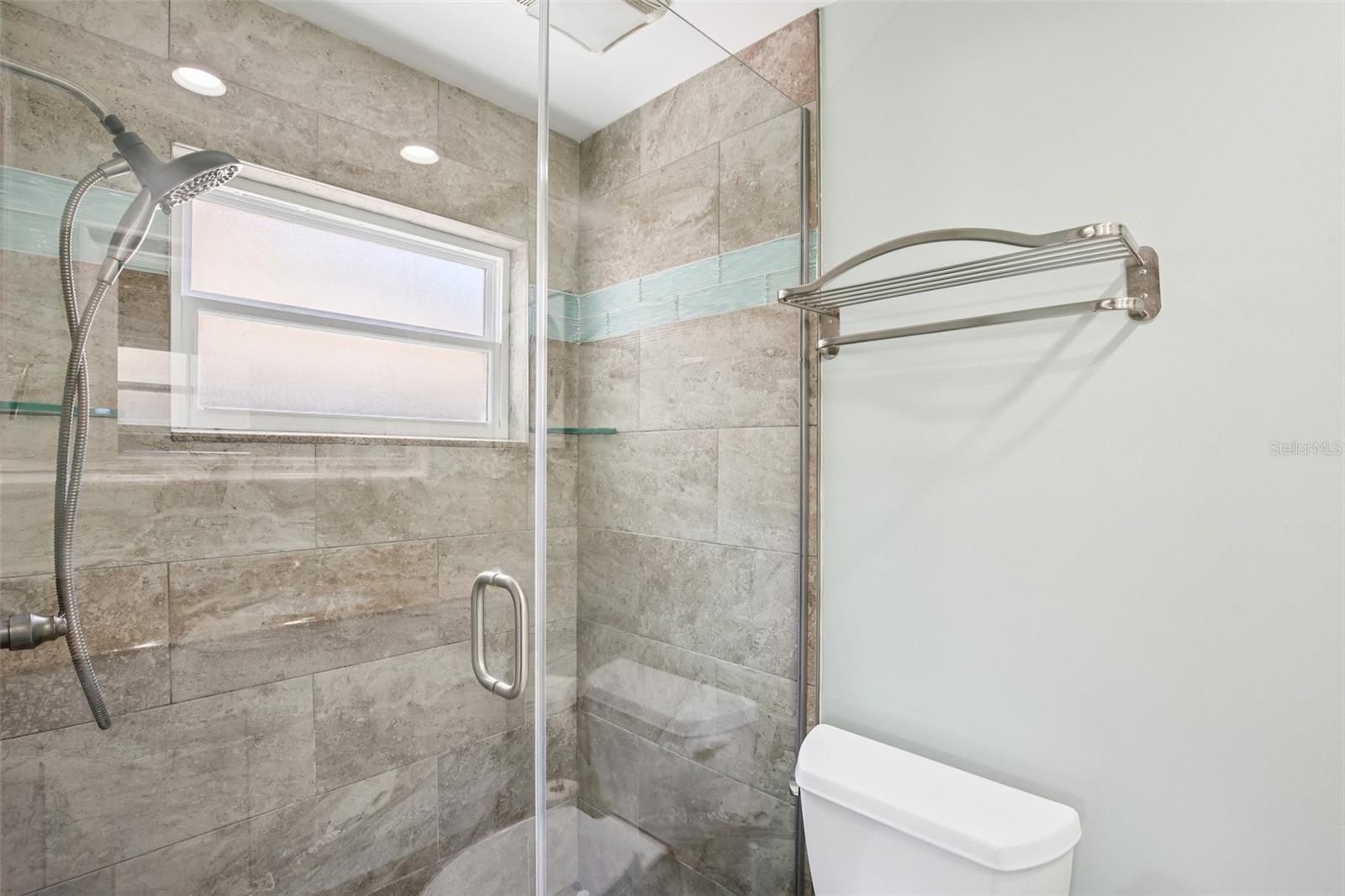 2131 VIOLA DR, CLEARWATER, FL, 33764