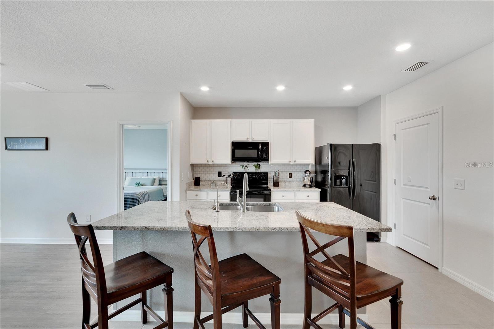 10324 GEESE TRAIL CIR, SUN CITY CENTER, FL, 33573