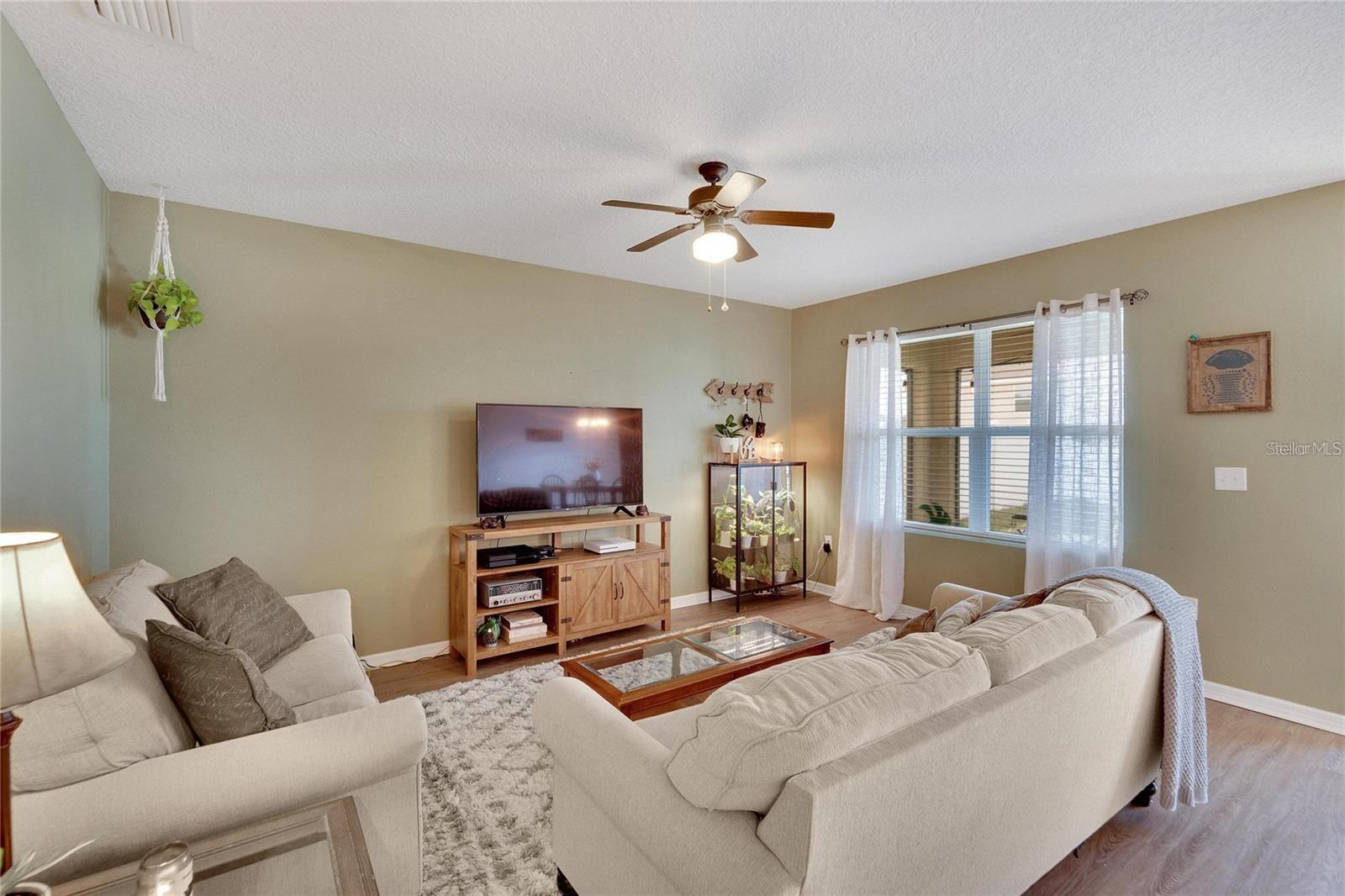 10324 GEESE TRAIL CIR, SUN CITY CENTER, FL, 33573