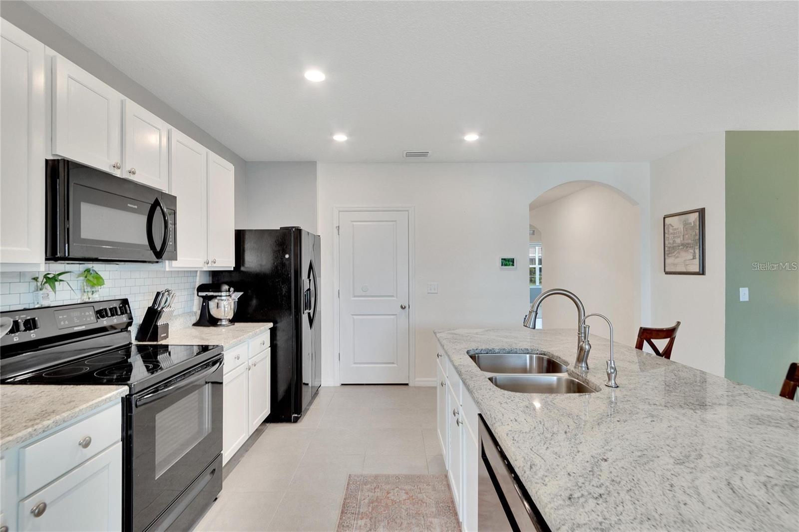 10324 GEESE TRAIL CIR, SUN CITY CENTER, FL, 33573