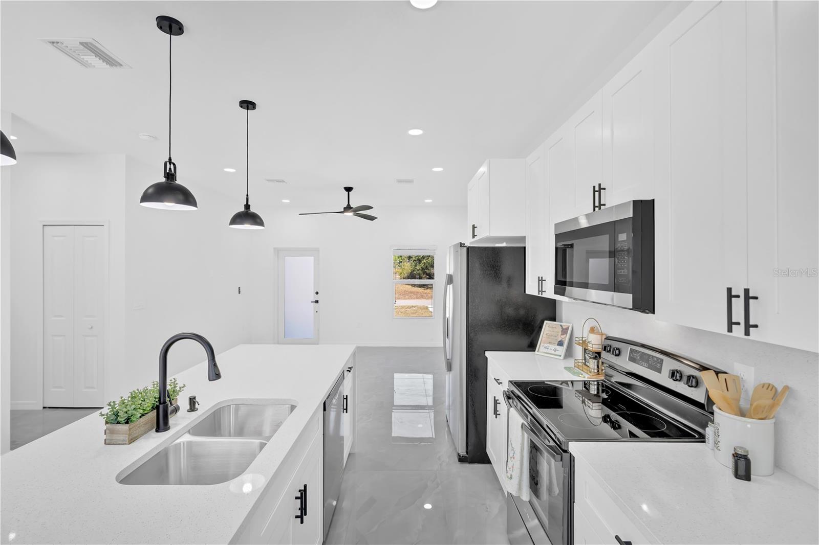 30095 BEECH RD RD, PUNTA GORDA, FL, 33982