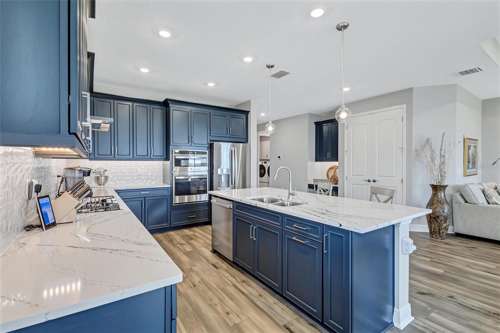 17241 SAVORY MIST CIR, BRADENTON, FL, 34211