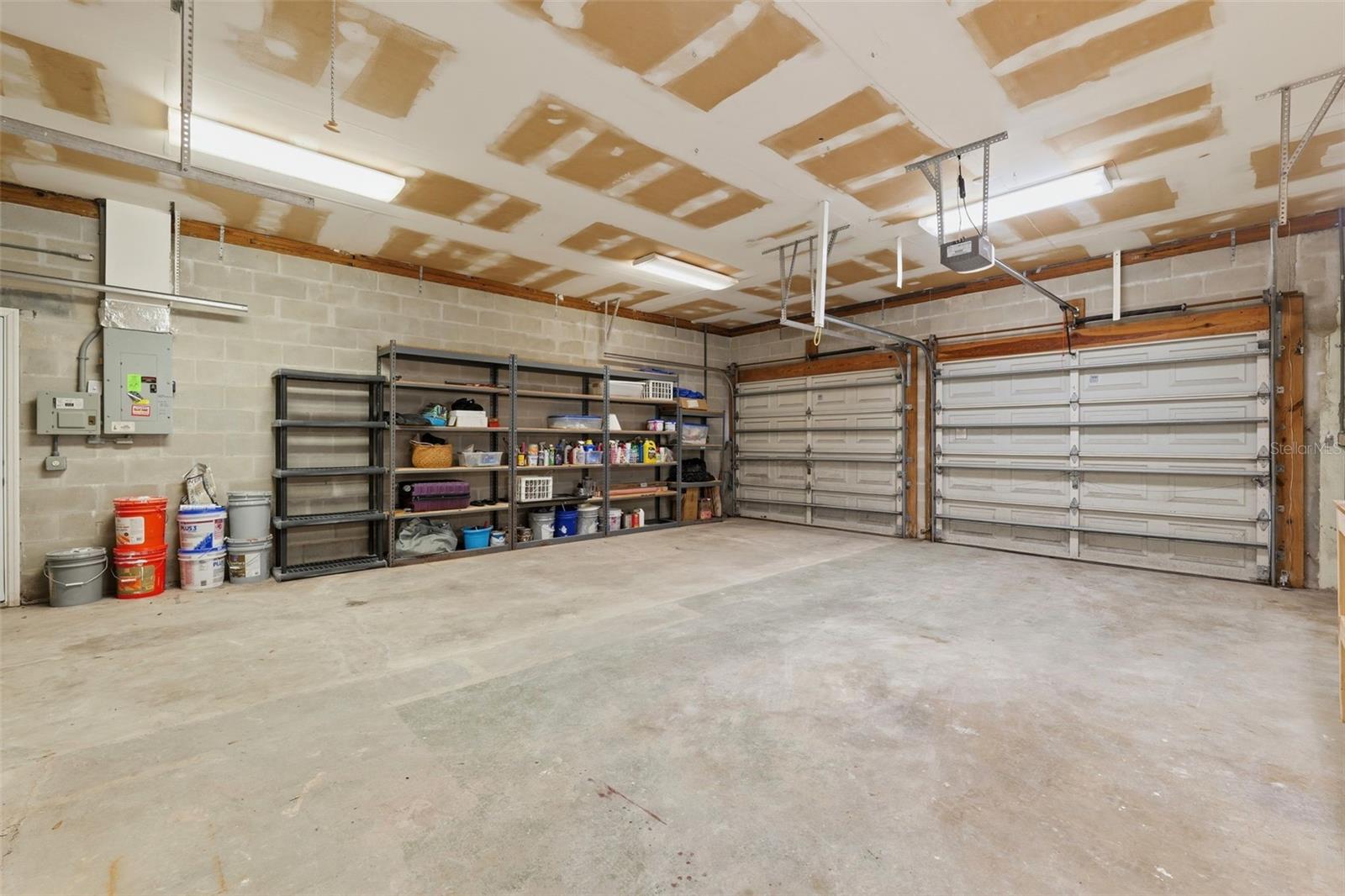 Oversized 3 Car Garage