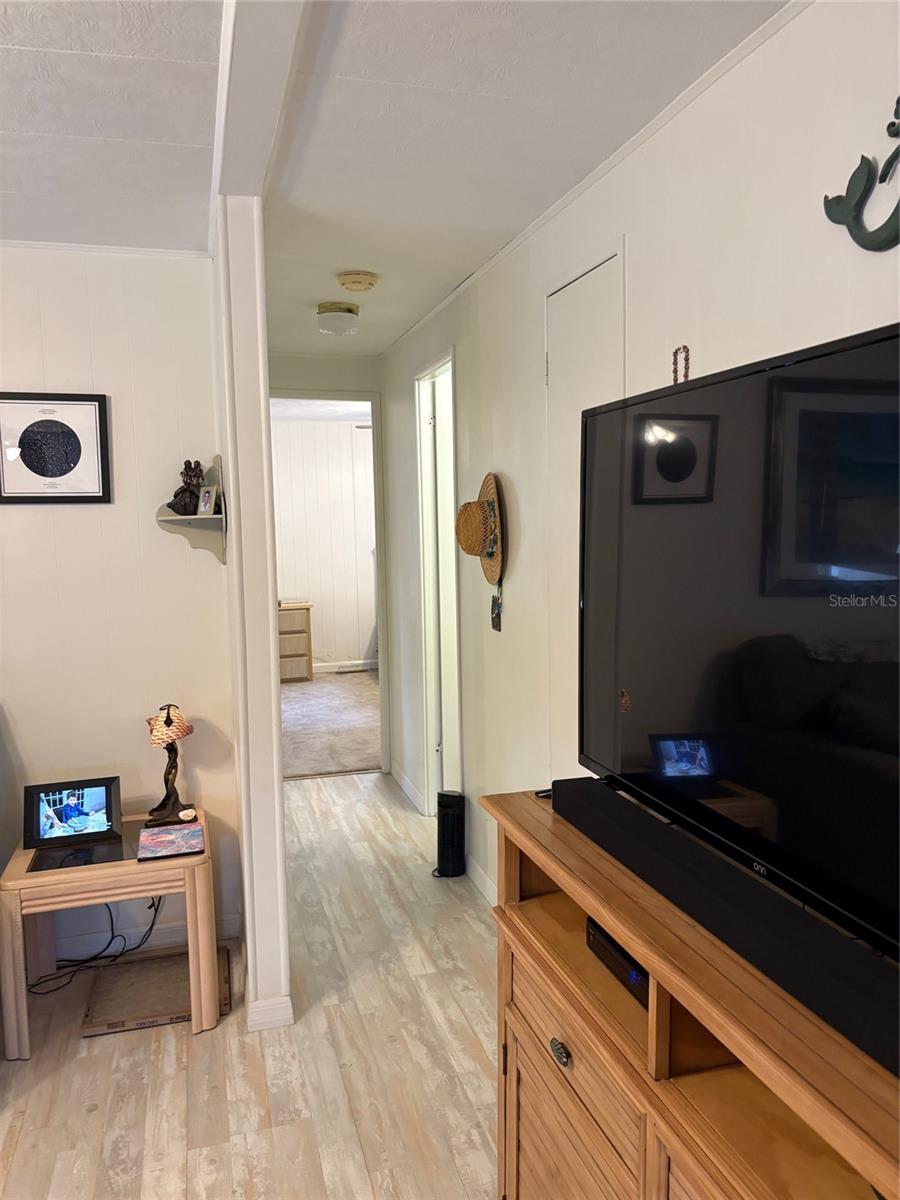 10297 N LAKE DR #79, LARGO, FL, 33773