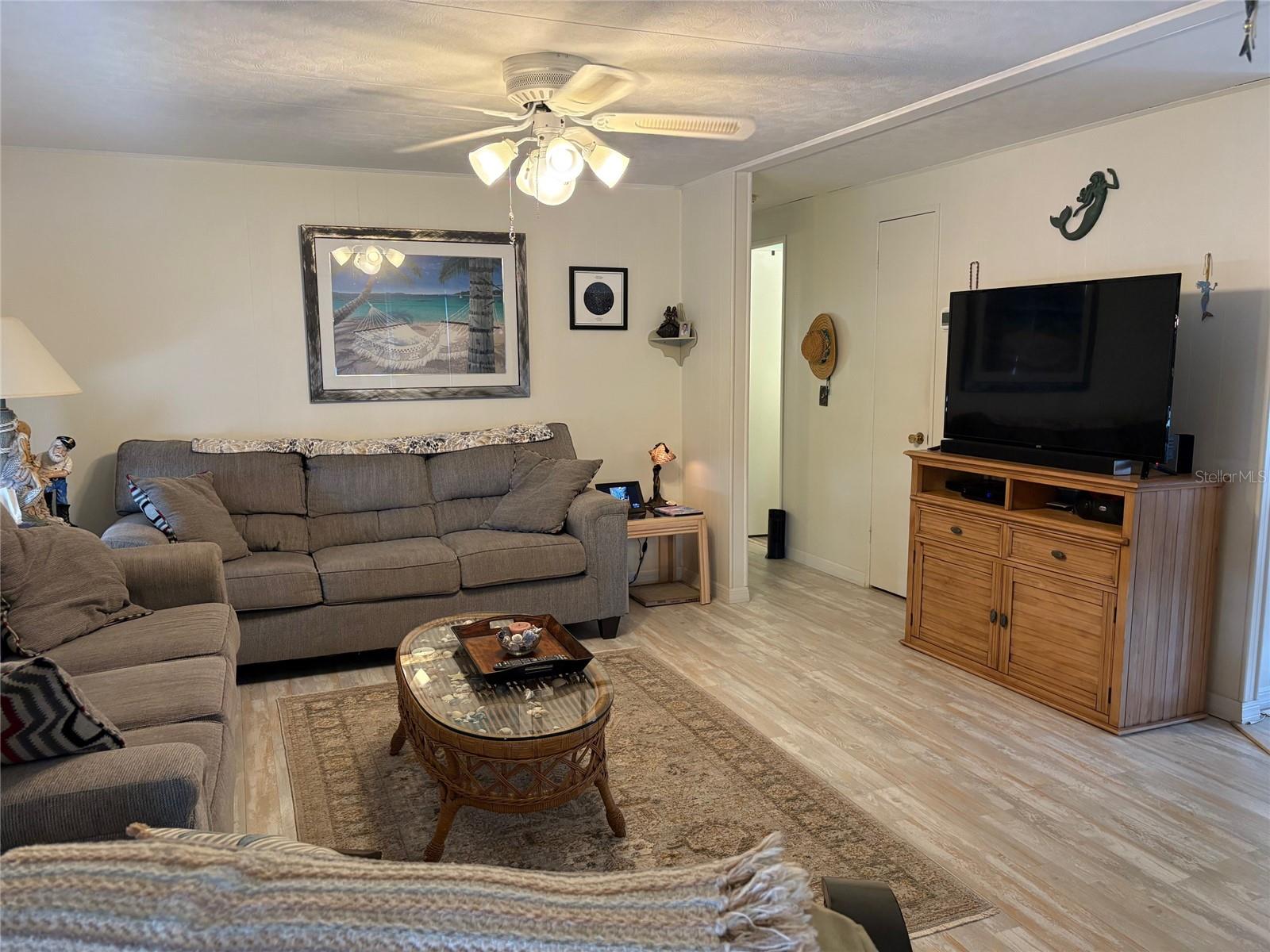 10297 N LAKE DR #79, LARGO, FL, 33773