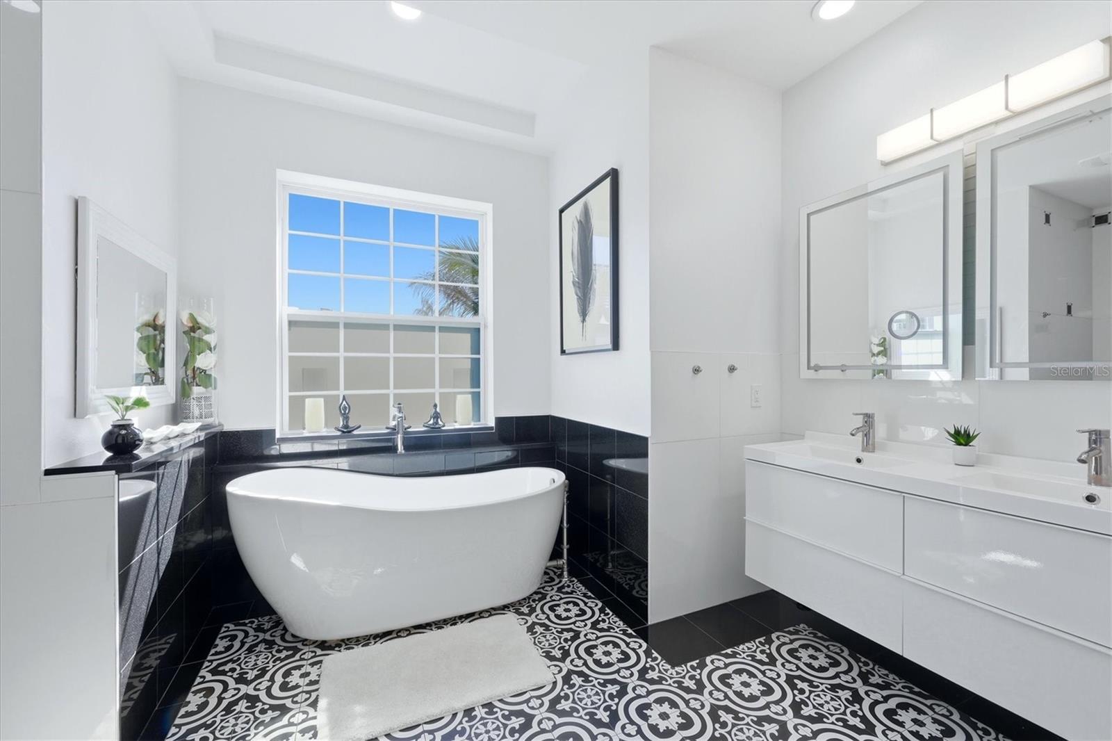 1112 SENECA RD, VENICE, FL, 34293